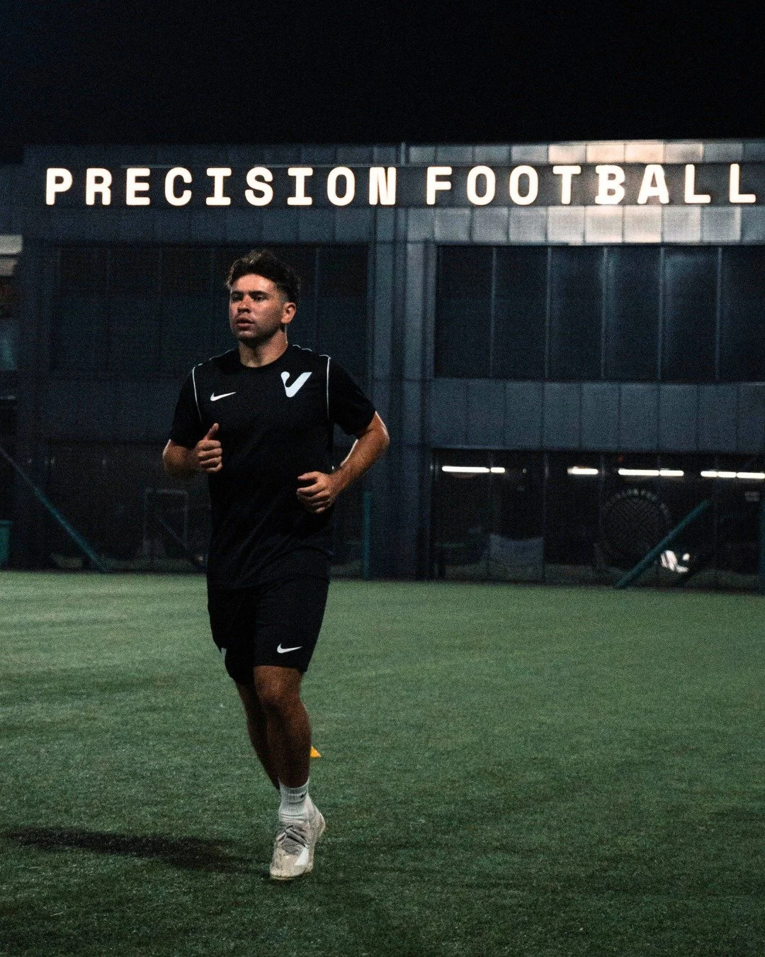 Evening training session under Dubai lights as our Football Showcase tour kicks off 🇦🇪