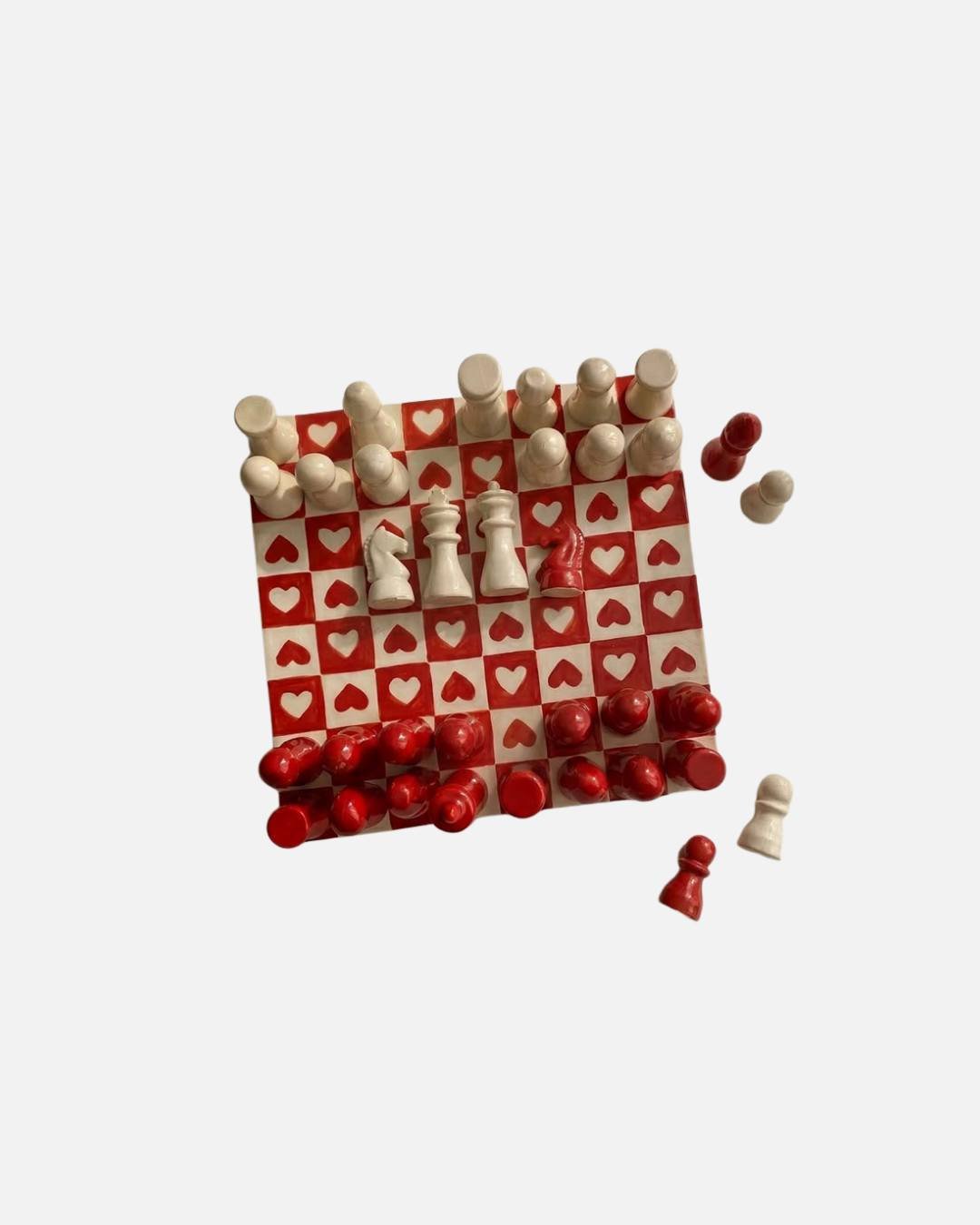 Love, strategically played. ❤️♟️
This love-inspired chess set transforms the ultimate game of strategy into a celebration of connection and desire. Romantic hues, playful details, and sculptural pieces turn every move into a gesture of affection and 