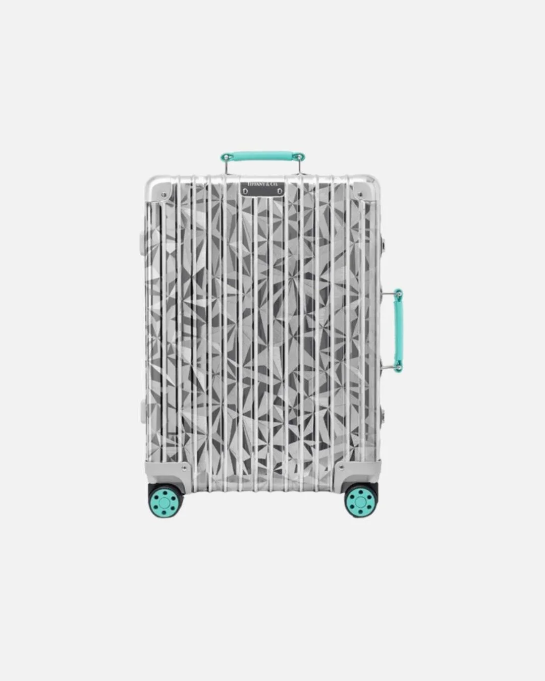 Rimowa x Tiffany &amp; Co.: a new chapter in luxury travel. 💎✈️
@rimowa &rsquo;s iconic approach to travel meets @tiffanyandco &rsquo;s unmistakable world of luxury in an unexpected collaboration. Functional at heart, but elevated into a collector&r
