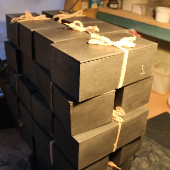 5.presentation boxes pr company hbo true detective.jpg