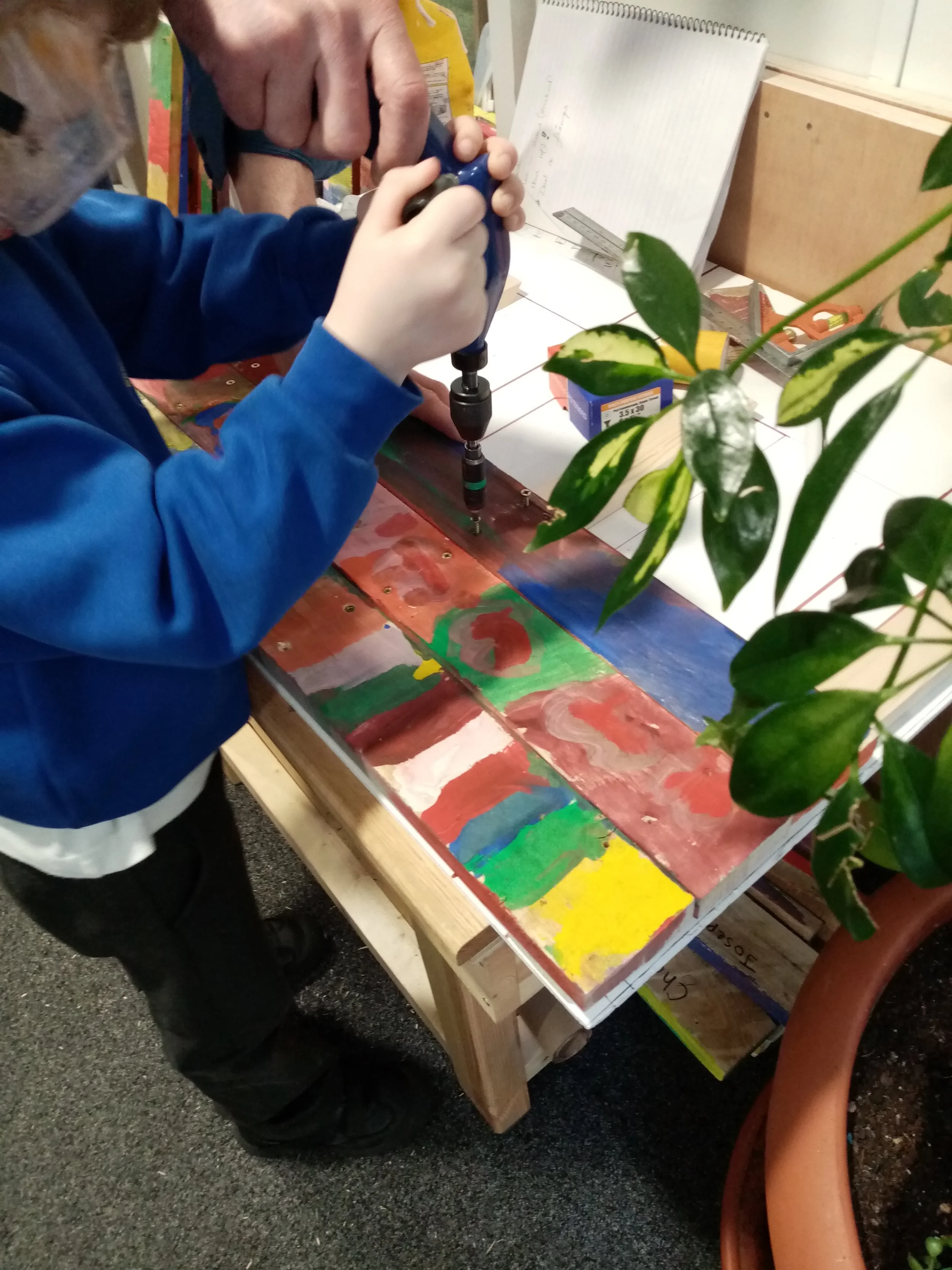 Woodcraft -Taditional Drillwork