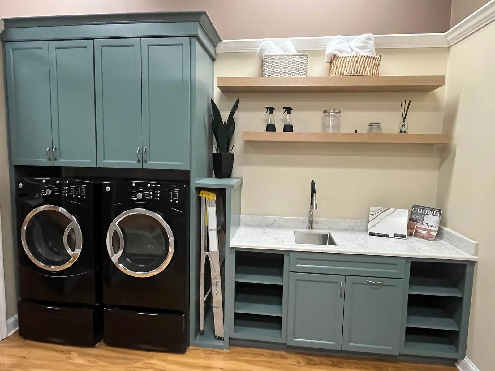 Columbus-Showroom-5.jpg