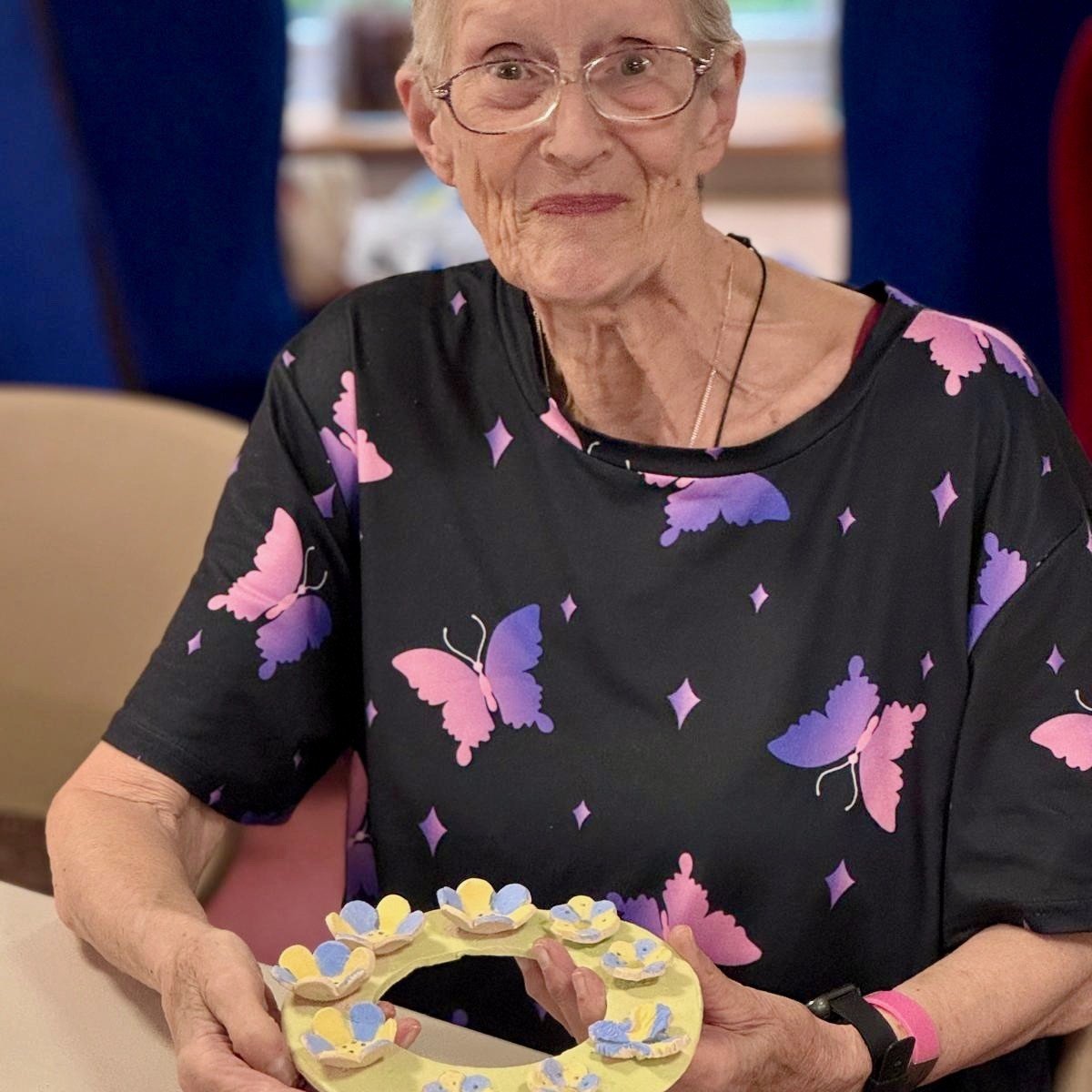 πAll smiles at our Devizes group as members received back their wonderful, ceramic, table centre-pieces after firing by project artist Geri Francis.
Definitely art work to be proud of!
We're taking a break between terms now. Our groups will return