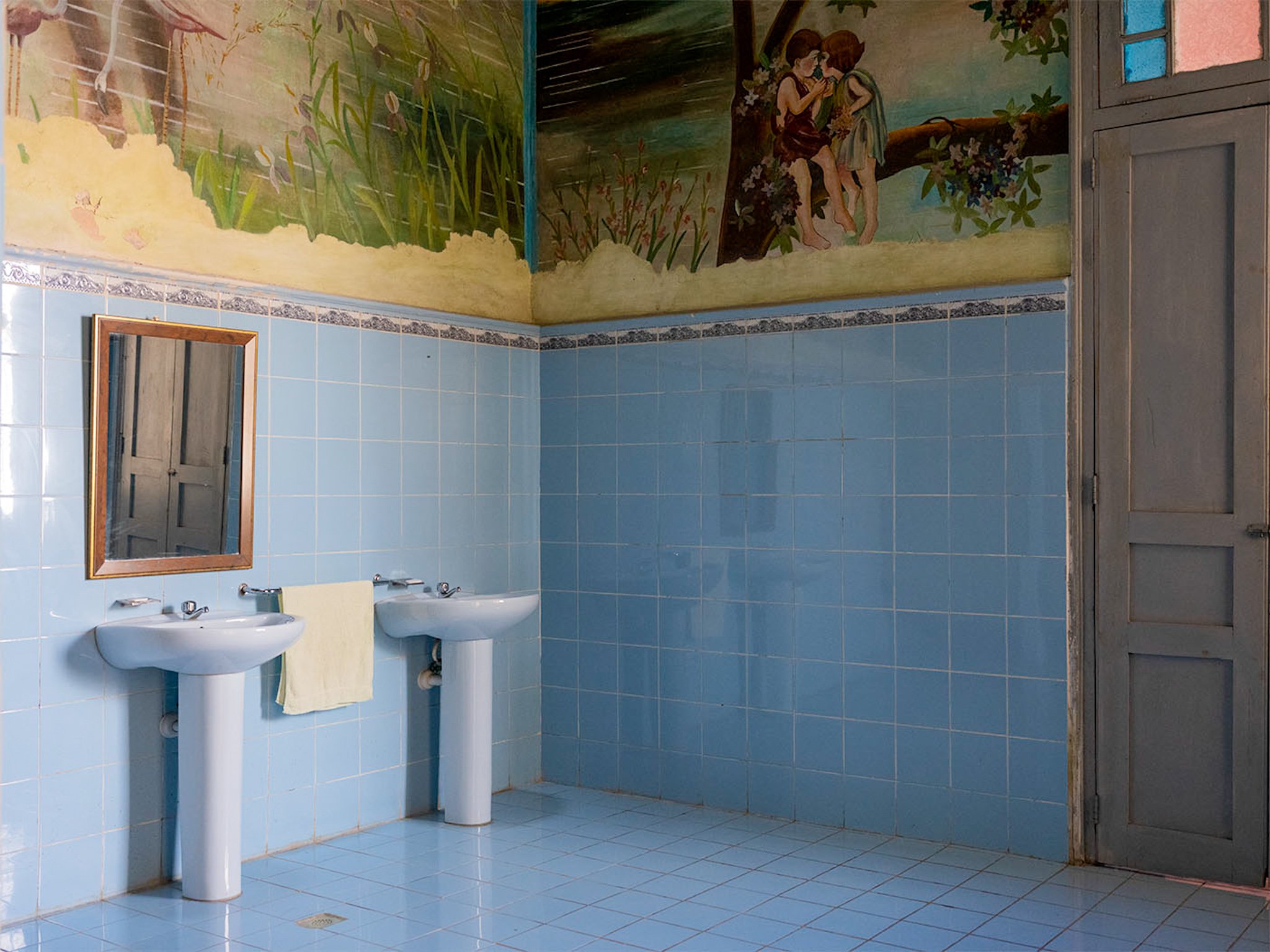 Bathroom with Mural, Havana