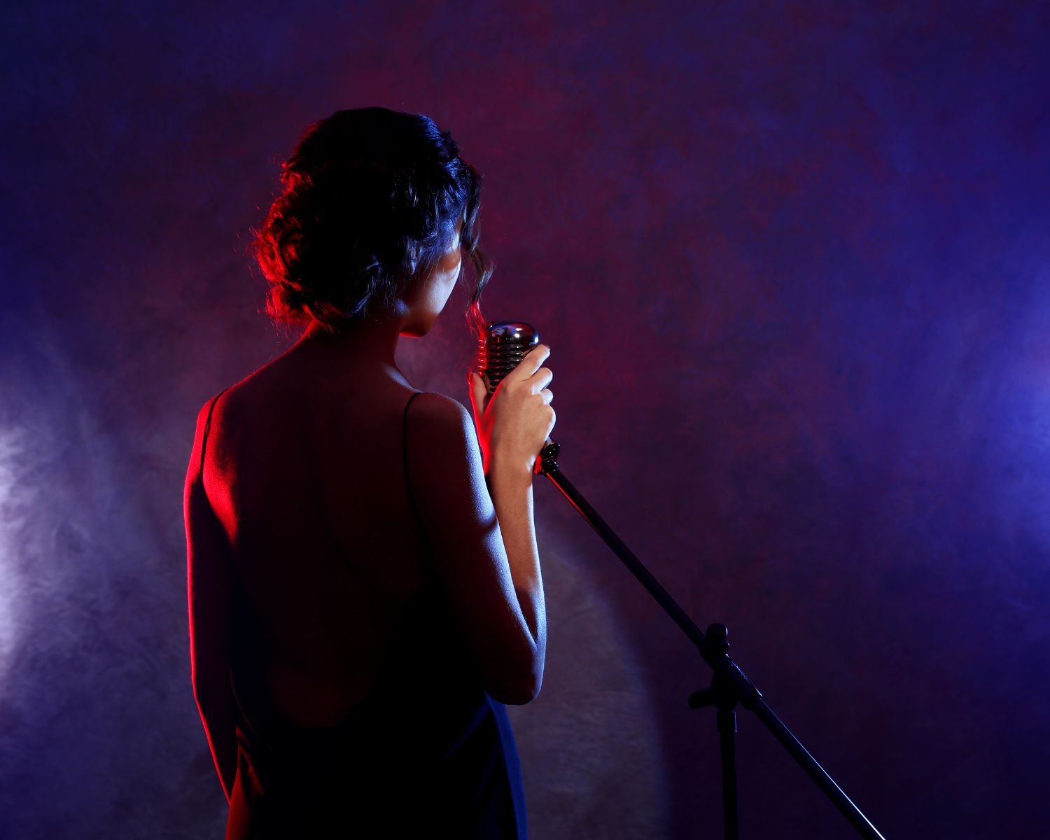 10 tips for learning to sing in tune