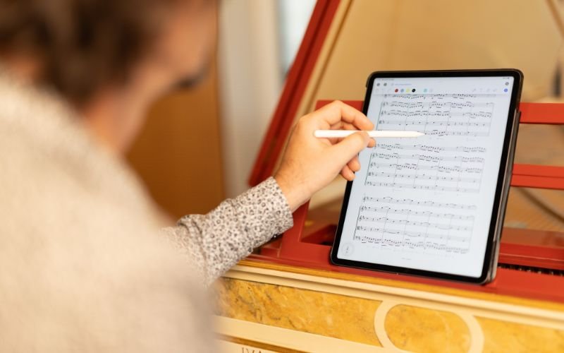 7 tips for learning to compose your own music