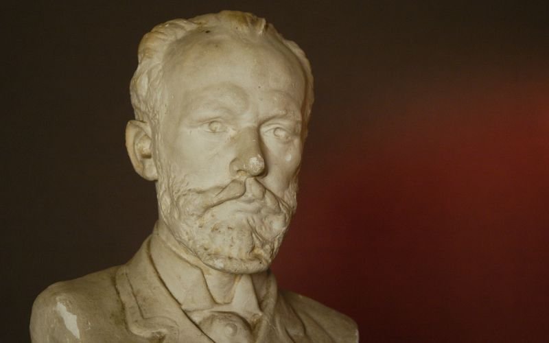 PROFILE - Pyotr Ilyich Tchaikovsky (1840 - 1893)