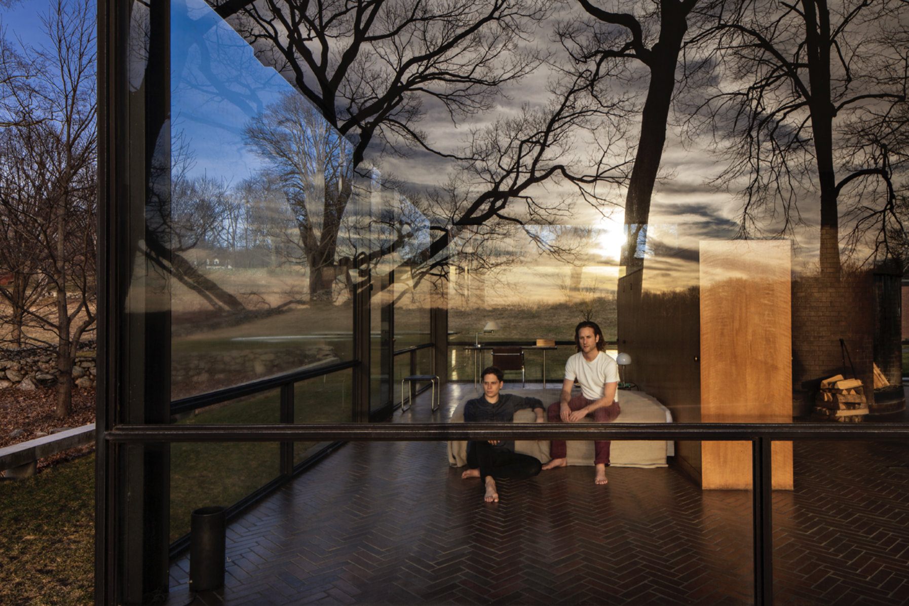 GERARD &amp; KELLY: MODERN LIVING AT THE GLASS HOUSE