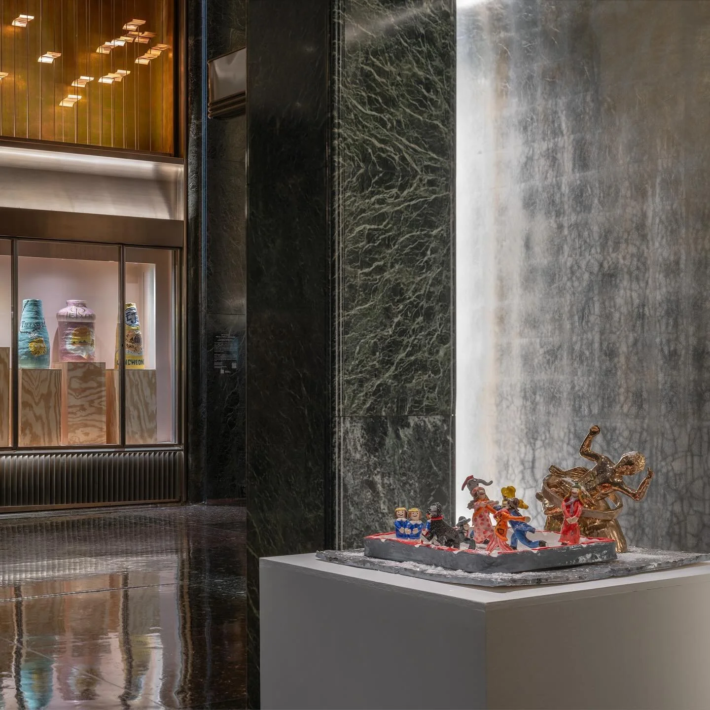 Jake Clark&rsquo;s Art in Focus exhibition at @RockefellerCenter features a newly commissioned free-standing ceramic sculpture at 45 Rockefeller Plaza. &ldquo;As snow gently falls, ice skaters glide across the rink beneath the watchful gaze of the gi