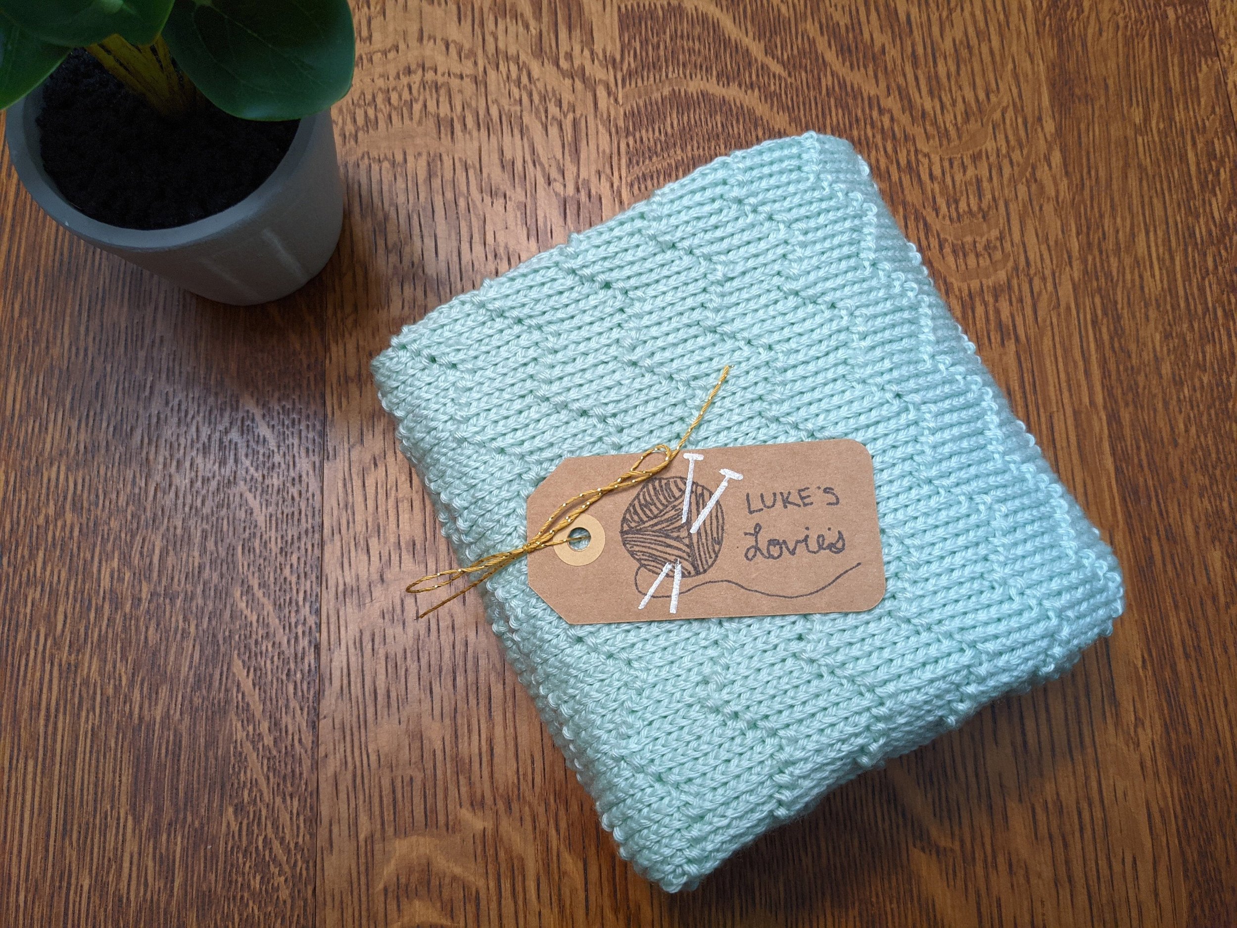 https://i.etsystatic.com/22231624/r/il/490c4e/3168135674/il_fullxfull.3168135674_88pn.jpg