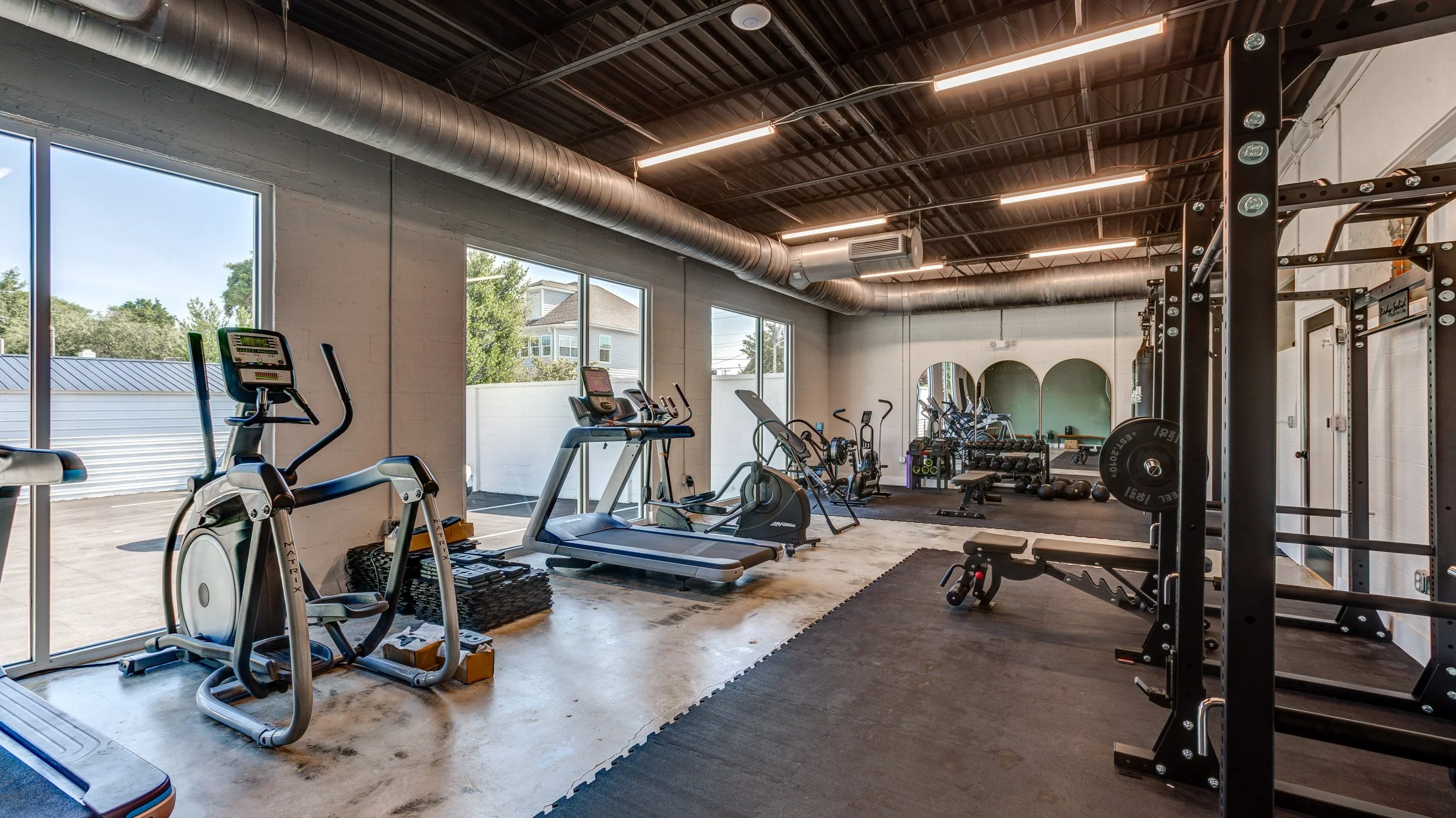 LR 3N2A3431_2_3_4_5.jpg