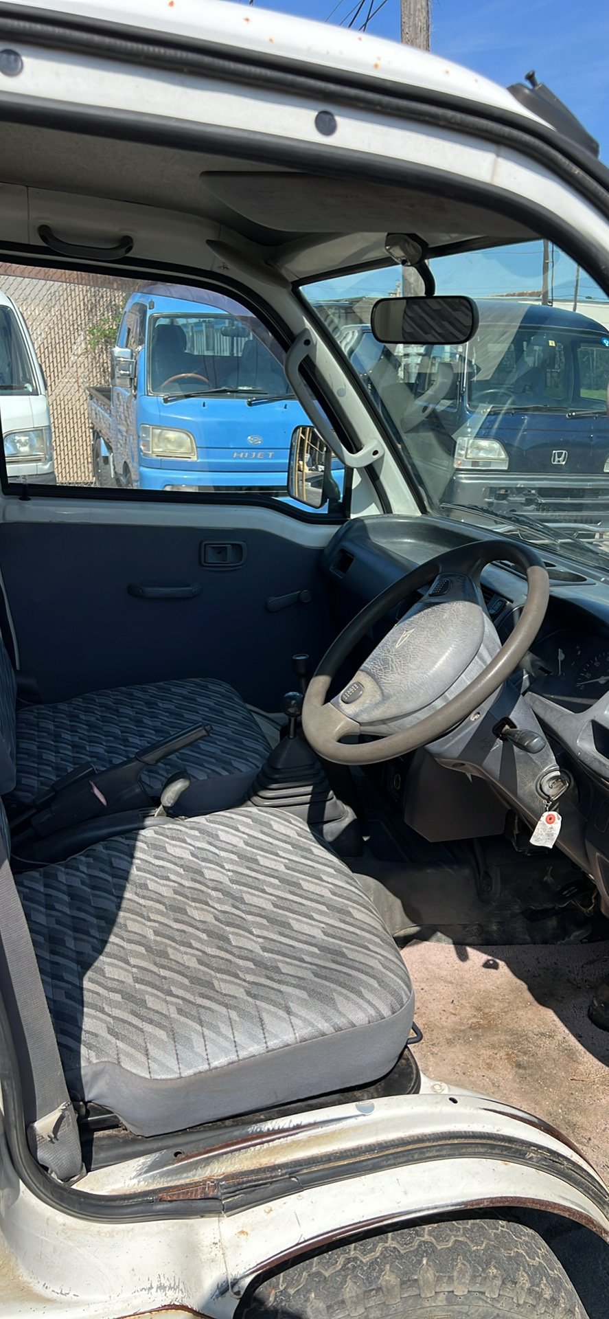 Daihatsu Hijet 4WD dump truck for sale by Wideway Motors LLC