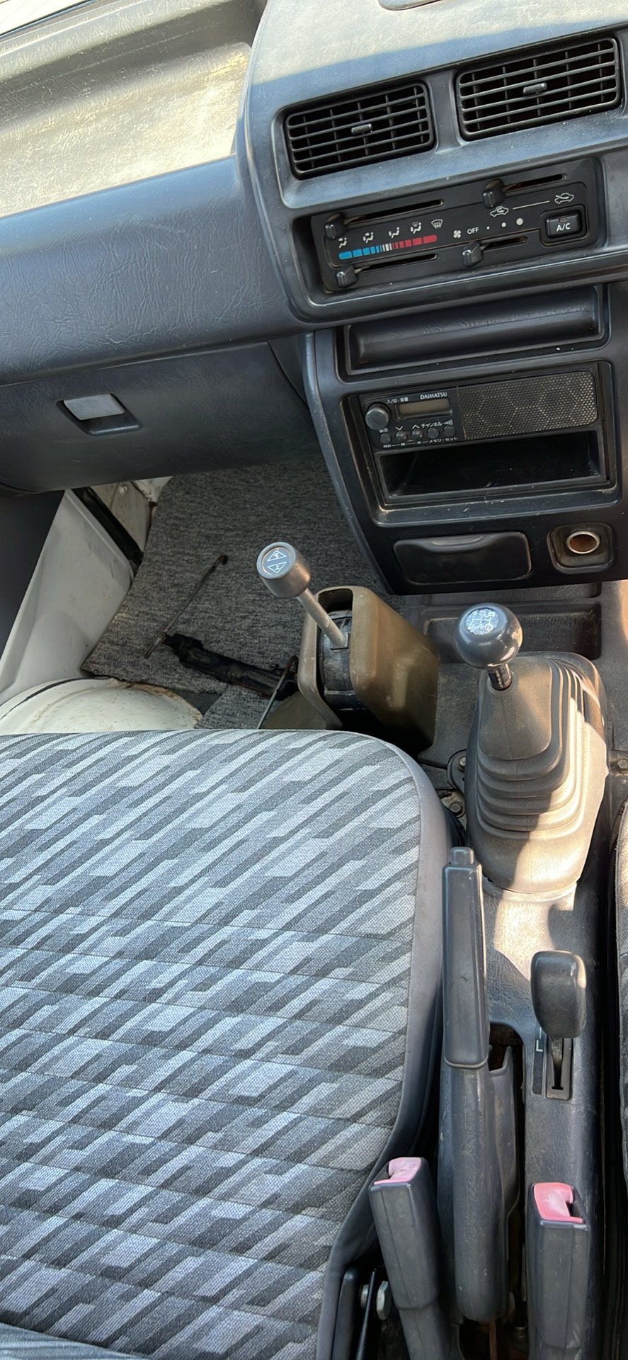 Daihatsu Hijet 4WD dump truck for sale by Wideway Motors LLC