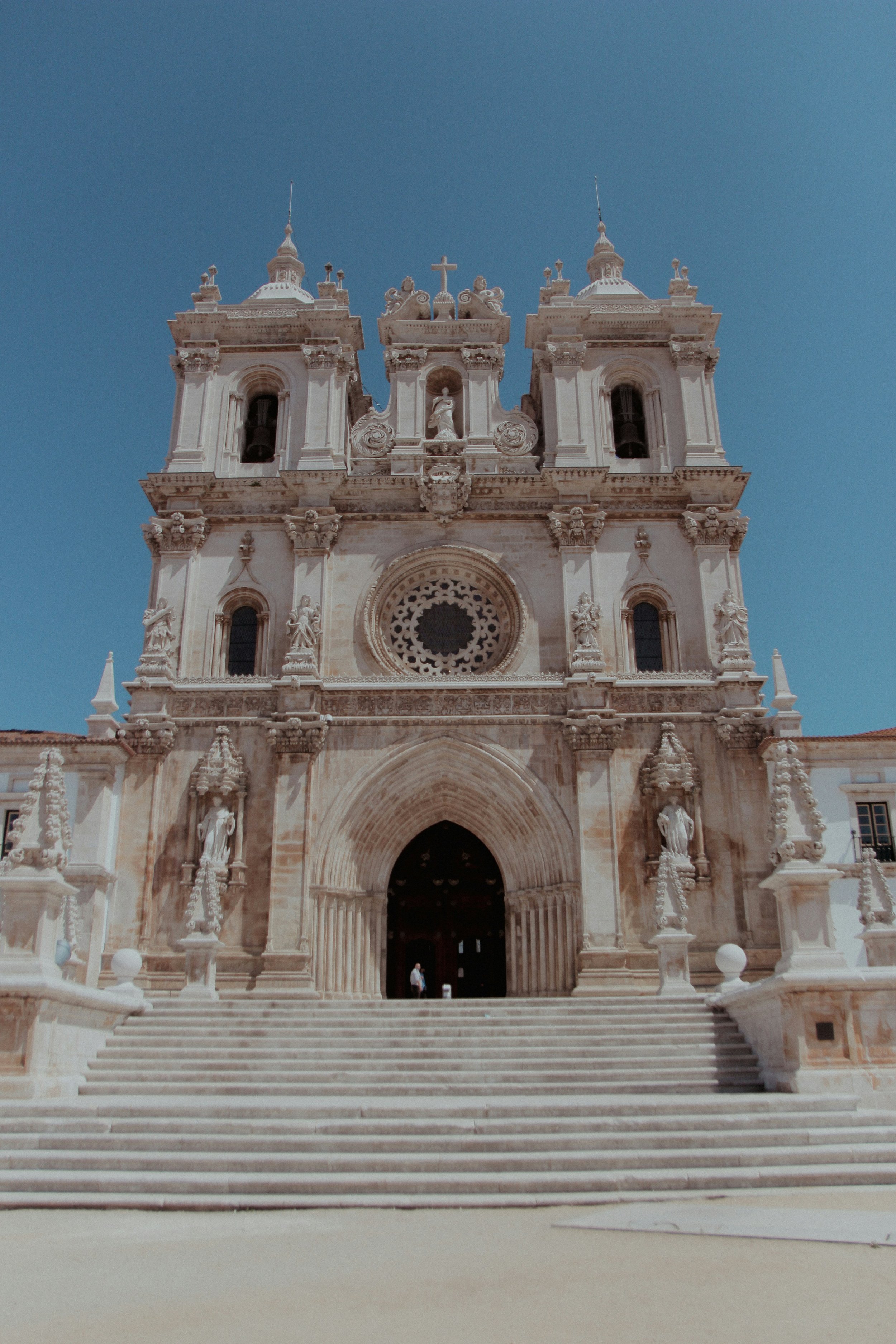 francisco-surrador-SYUD3b7TvmQ-unsplash.jpg