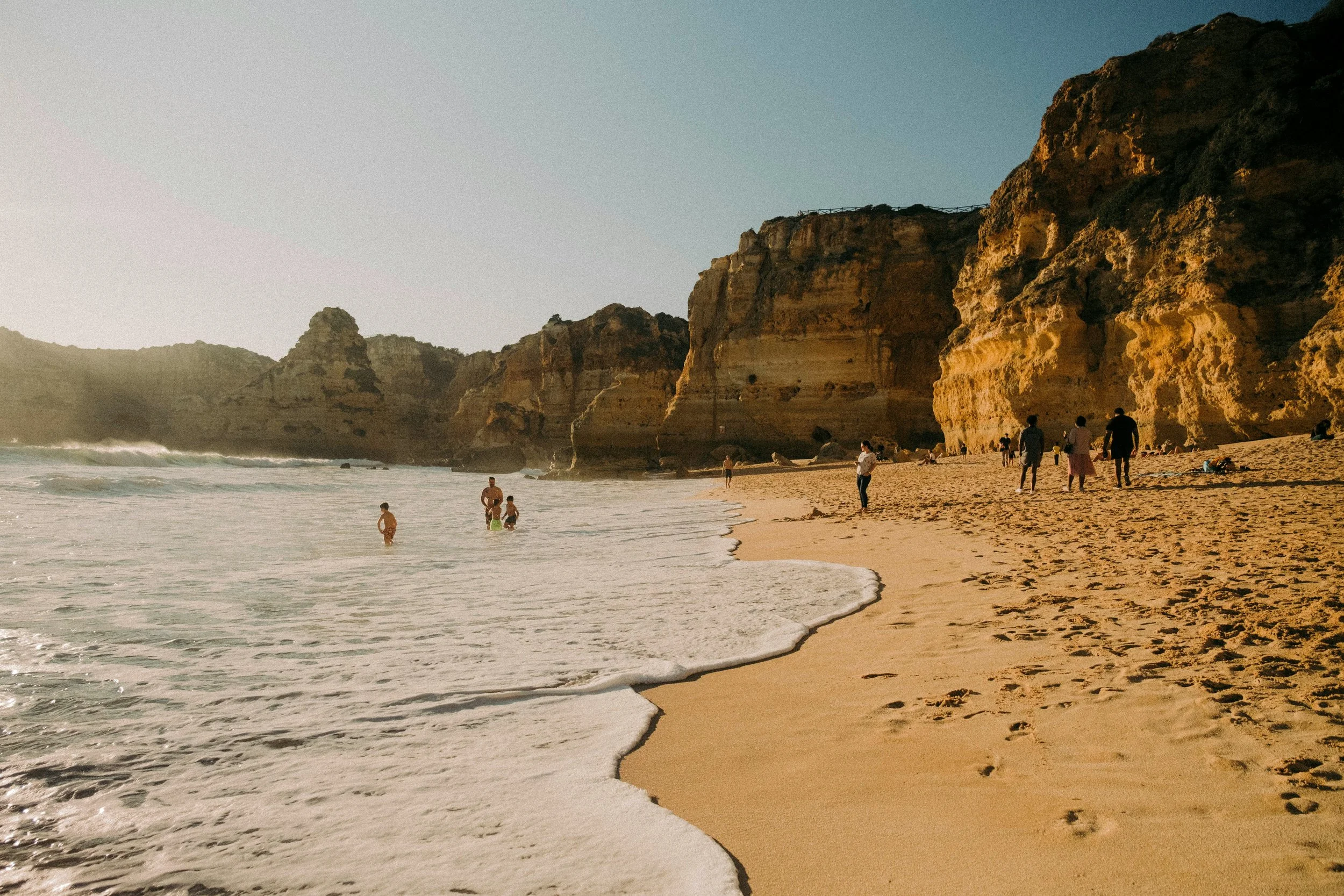 colin-meg-ZmVXVzTE58o-unsplash.jpg