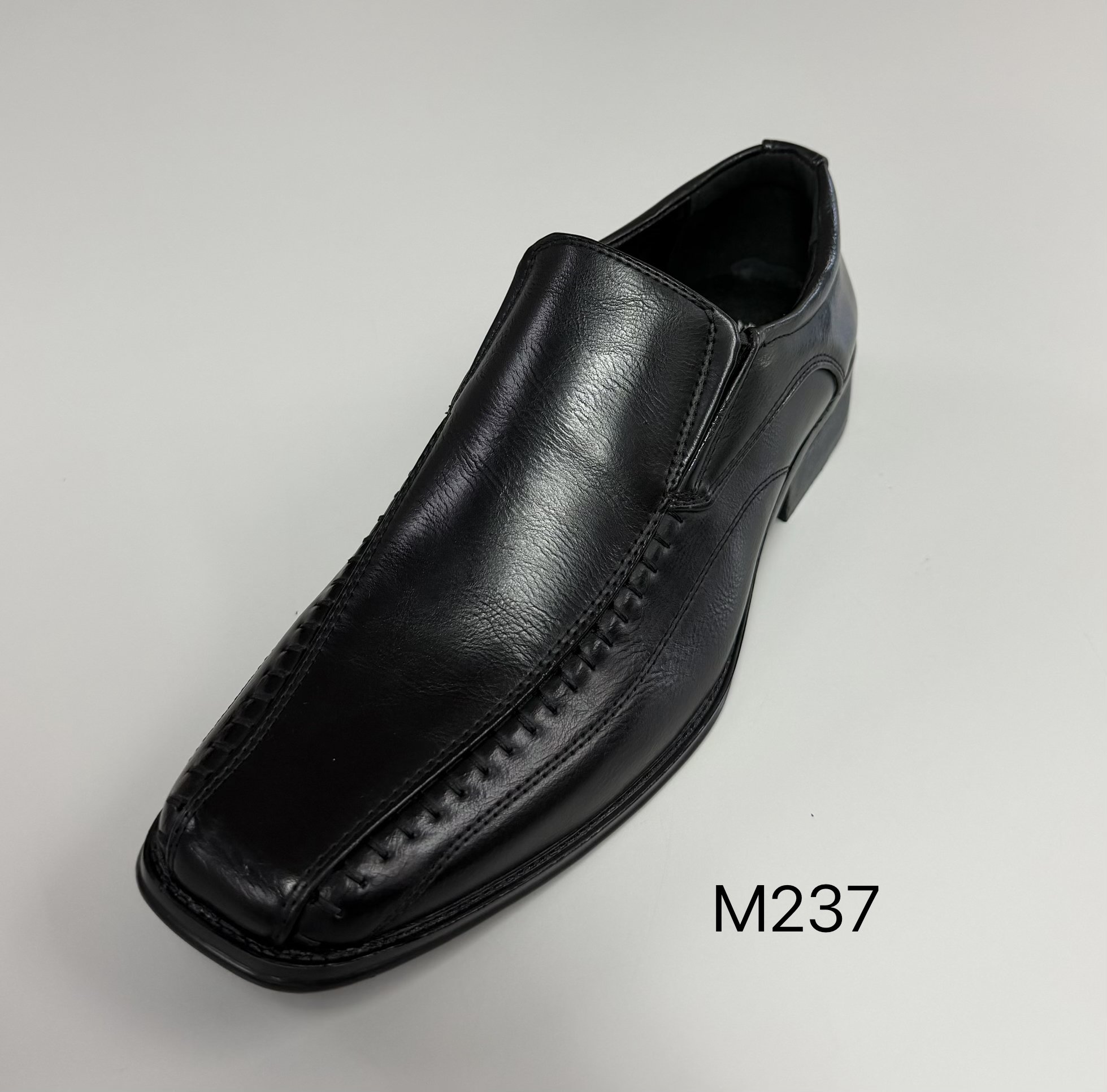M237