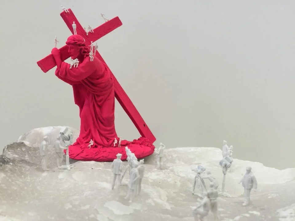 Super star, 2017
Mixed media, 22 x 15 x 12 in 