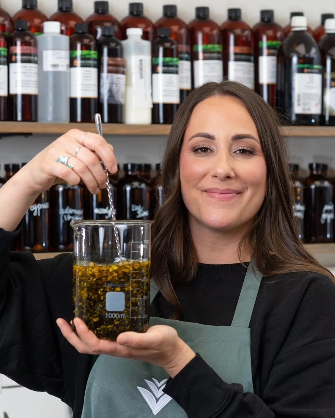 This week’s client spotlight is Ali, the founder and formulator of @vervskin, a sustainable natural skincare company based in the Annapolis Valley, Nova Scotia. Ali started this business because she was deeply concerned about the synthetic dyes