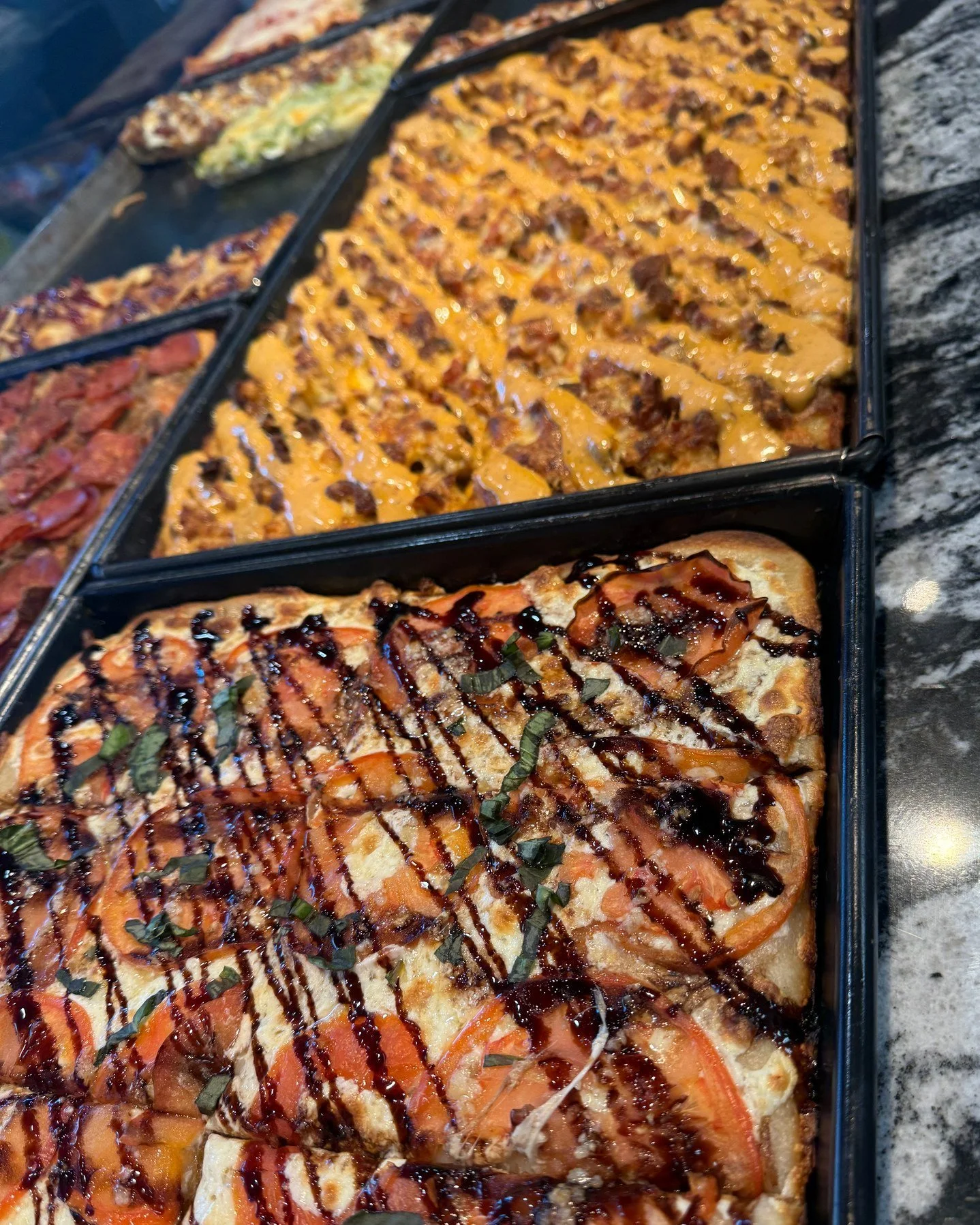 🤩🍕 Double the pleasure, double the fun… For dinner, how about a slice of our Phoenician Pie (fresh mozzarella, basil and balsamic glaze) and then a slice of Mercy (chicken cutlet, bacon, cheddarella and southwest dressing)? Why settle for on