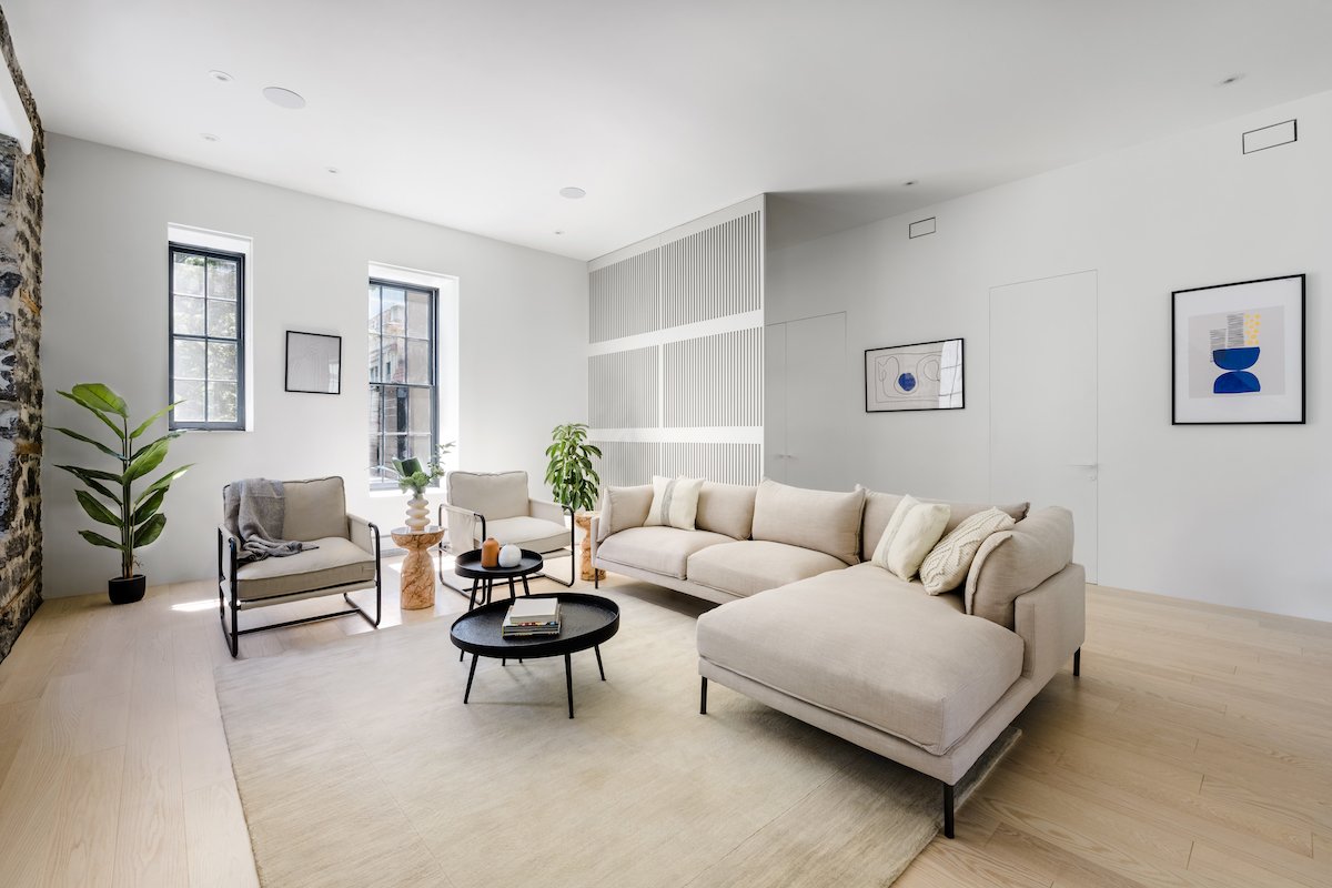 Fülhaus Channels a Luxury Penthouse's Architectural Charm Through Modern Design — interior styling detail 5 for luxury short-term rental owners