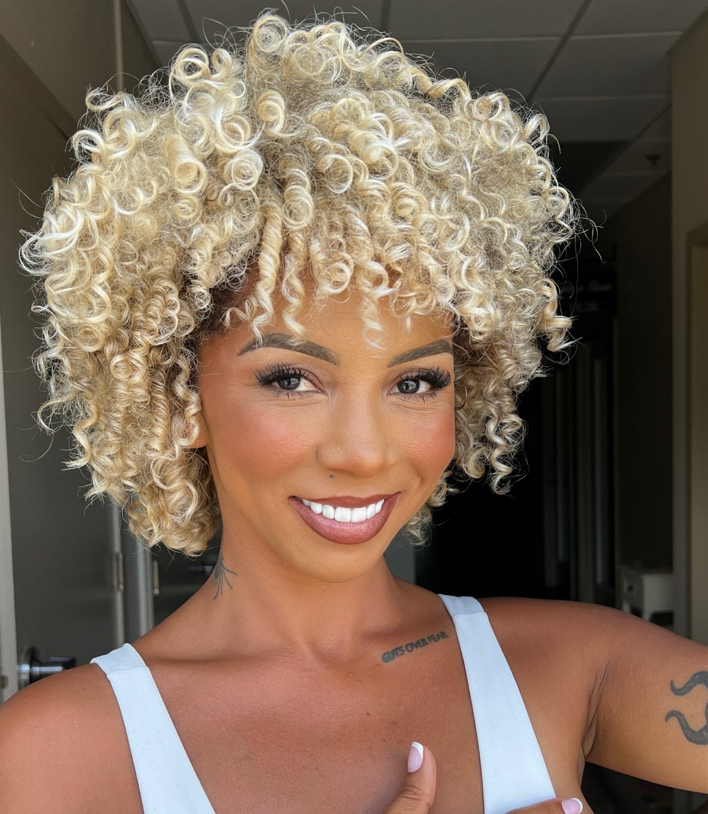 It&rsquo;s a BlondeCurl Summer ☀️

We brighten @bundleofbrittany for summer 
This was her second session taking it slowly to protect her curls . 

Bleach and tone @wellahairusa 

Treatment @k18hair 

#blondecurls #blondeforsummer #newhair #wellahair 