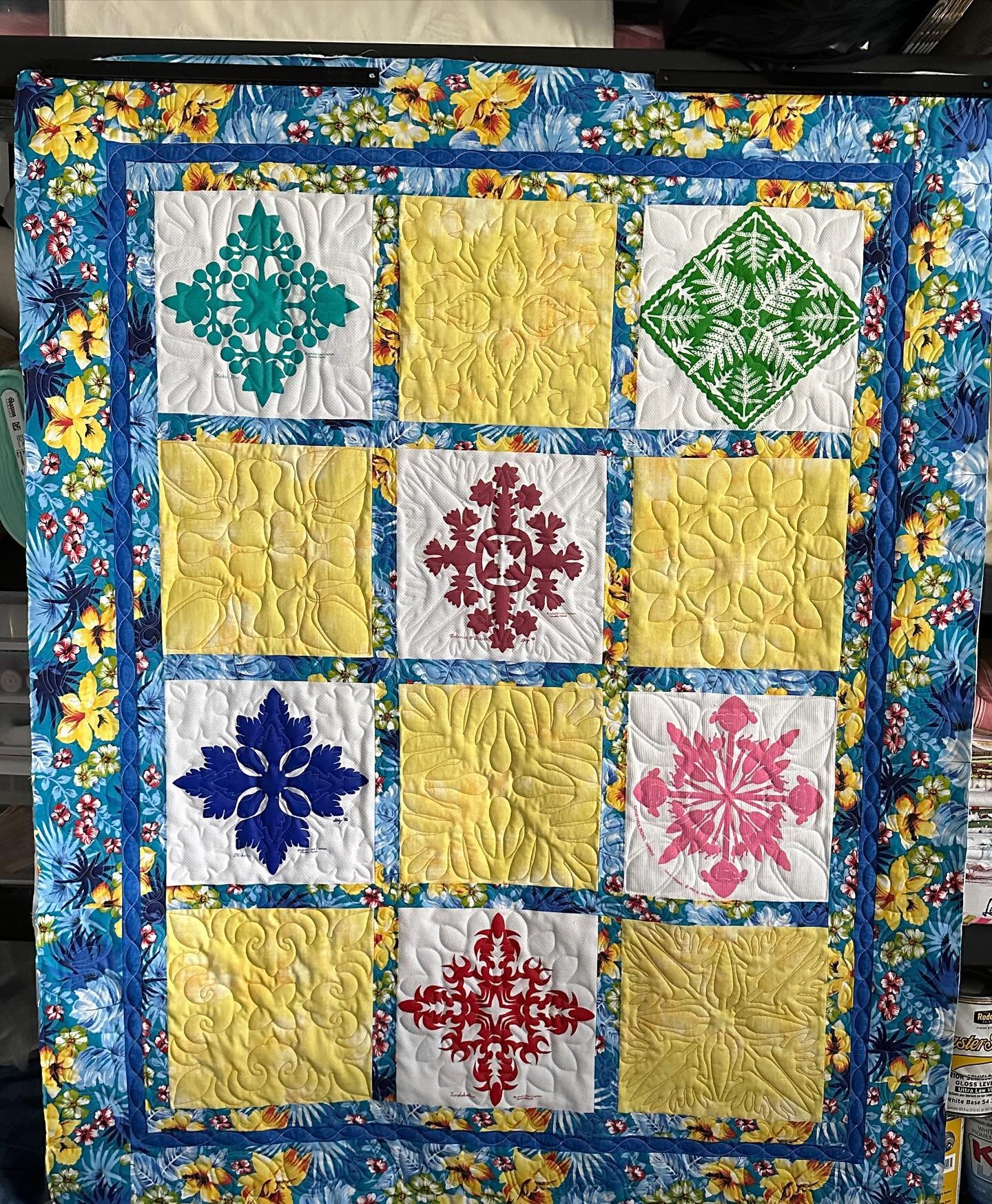 A few quilts from the past that have come through the shop. Enjoy them as I do. #longarmquilting #quilting #quiltersofinstagram #sisterchicksquilting #modernquilting