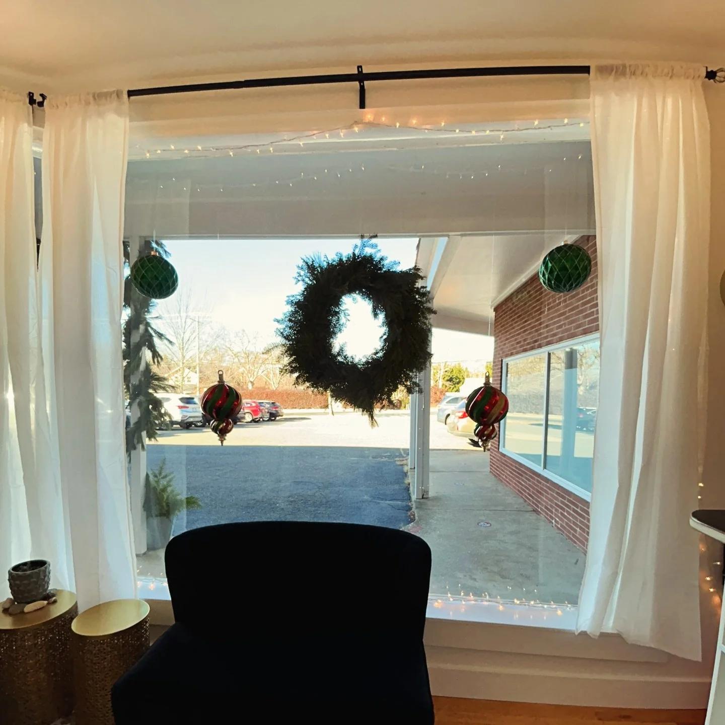 Our halls? Decked. Our retail boutique? Stocked. Our bells? Jinglin&rsquo;.

We can&rsquo;t wait to host our annual Holiday Open House TOMORROW (12/13) from 12-3 pm. 25% off all boutique items for you or your favorite yogi. Our deepest discount class