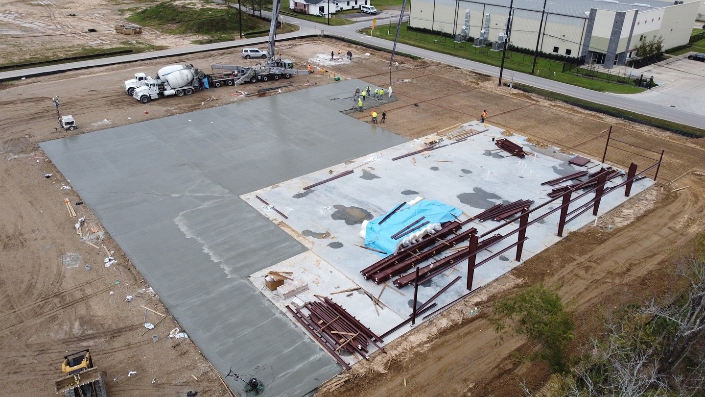 Phase 2: Where vision meets concrete reality. 🏗️ From groundbreaking to completion, we&rsquo;re proud to be the driving force behind commercial projects that shape communities. 🏢⁠
⁠
Submit a bid request online!⁠🔗 www.lexusconcrete.com⁠
⁠
#houstonc