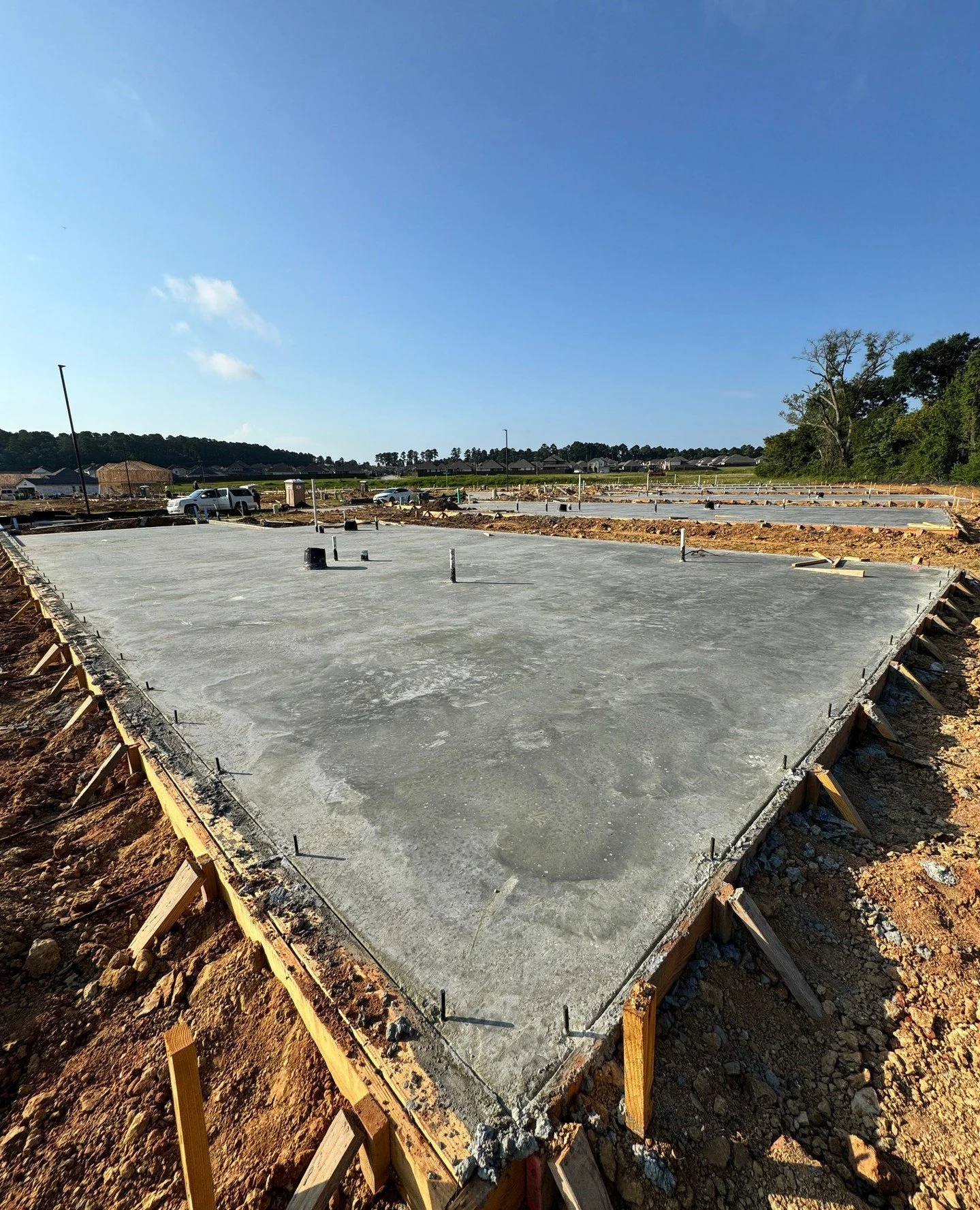 Strong foundations, lasting results. 🏗️ Every pour we do is built with care and craftsmanship to support the homes and communities of Texas.⁠
⁠
📲 (832)688-8378⁠
🖥️ lexusconcrete.com⁠
⁠
#houstonconcretecontractor #houstoncontractor #houstonconcrete