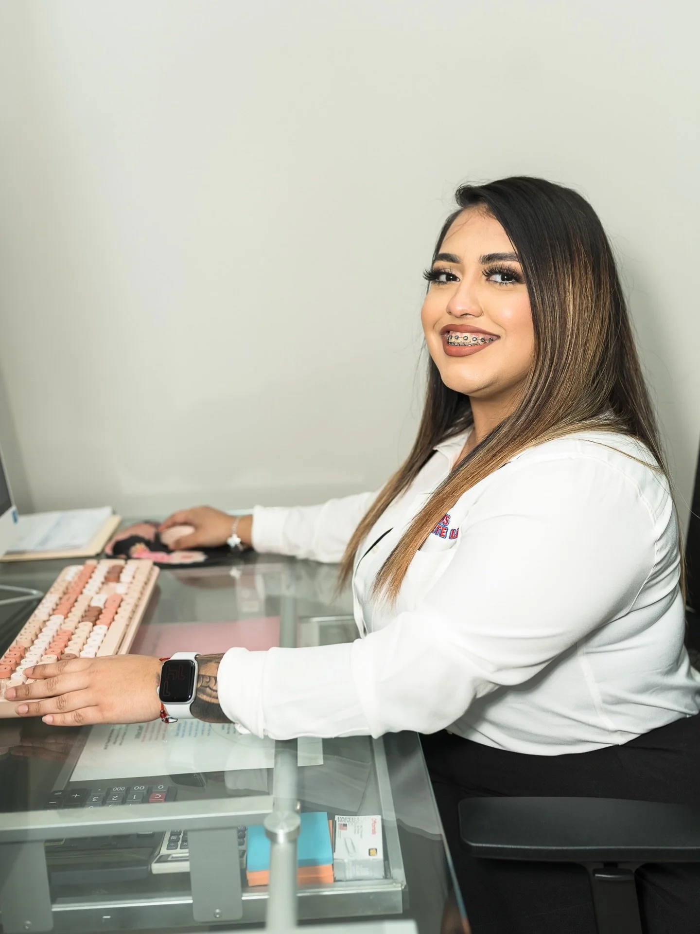 Happy Birthday, Angie! 🎉✨
Hope your day is filled with love, laughter, and all the good things you deserve. Cheers to another amazing year ahead! 💙🥳

Please help us wish her a Happy Birthday in the comments! ⬇️🎊🎂