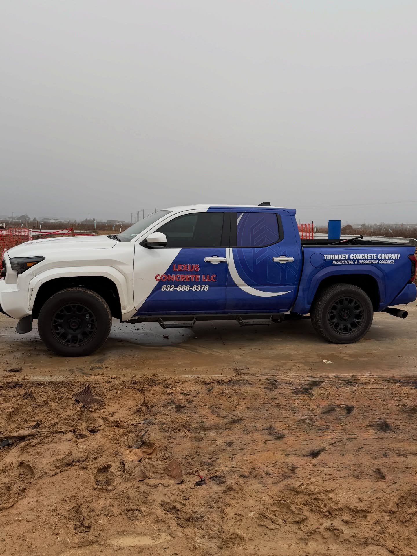 POV: You know the project&rsquo;s in good hands when our truck pulls up to the jobsite. 🔥👷&zwj;♂️👷&zwj;♀️🚧