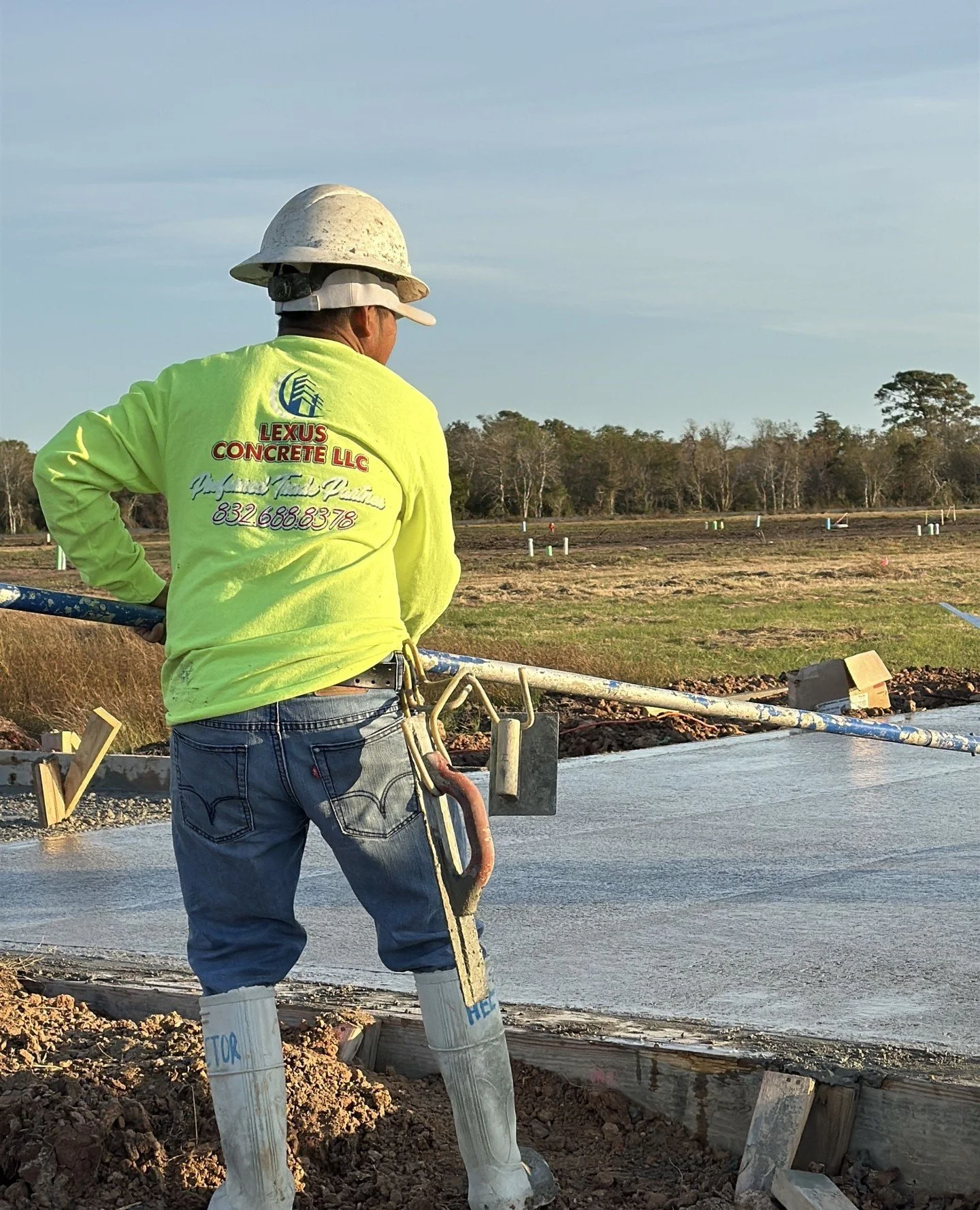 Not every concrete sub is built the same. Some show up, pour, and disappear. A real partner shows up early, communicates constantly, and already knows what you need before you ask. ⁠
⁠
That's the Lexus Concrete difference. If your current sub feels l