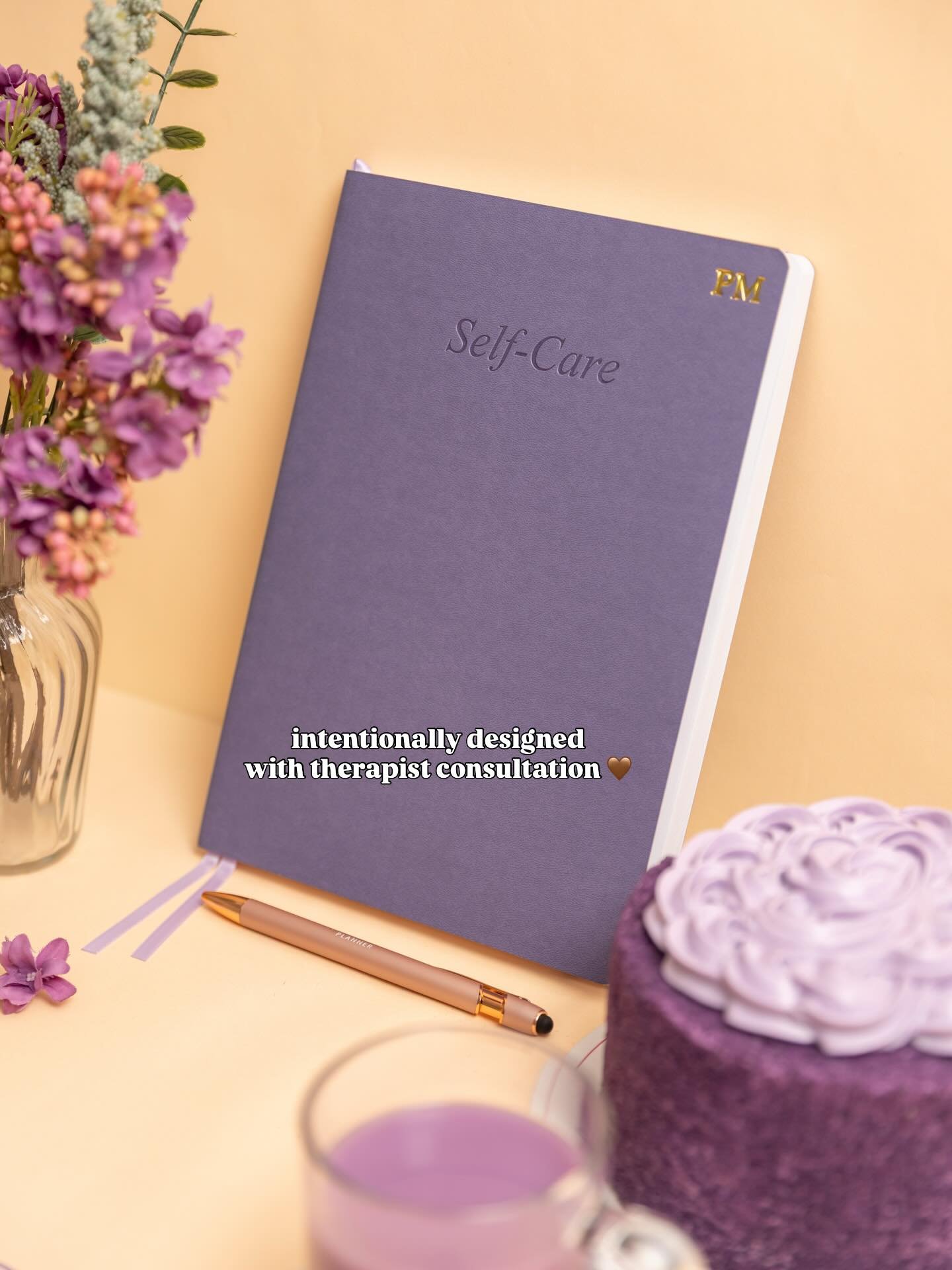 it&rsquo;s okay to enter 2026 slowly ✨ 

how are you taking care of yourself during the holidays? 

#bipocmentalhealth #selfcarejournal #journaling #journal #radicalselfcare