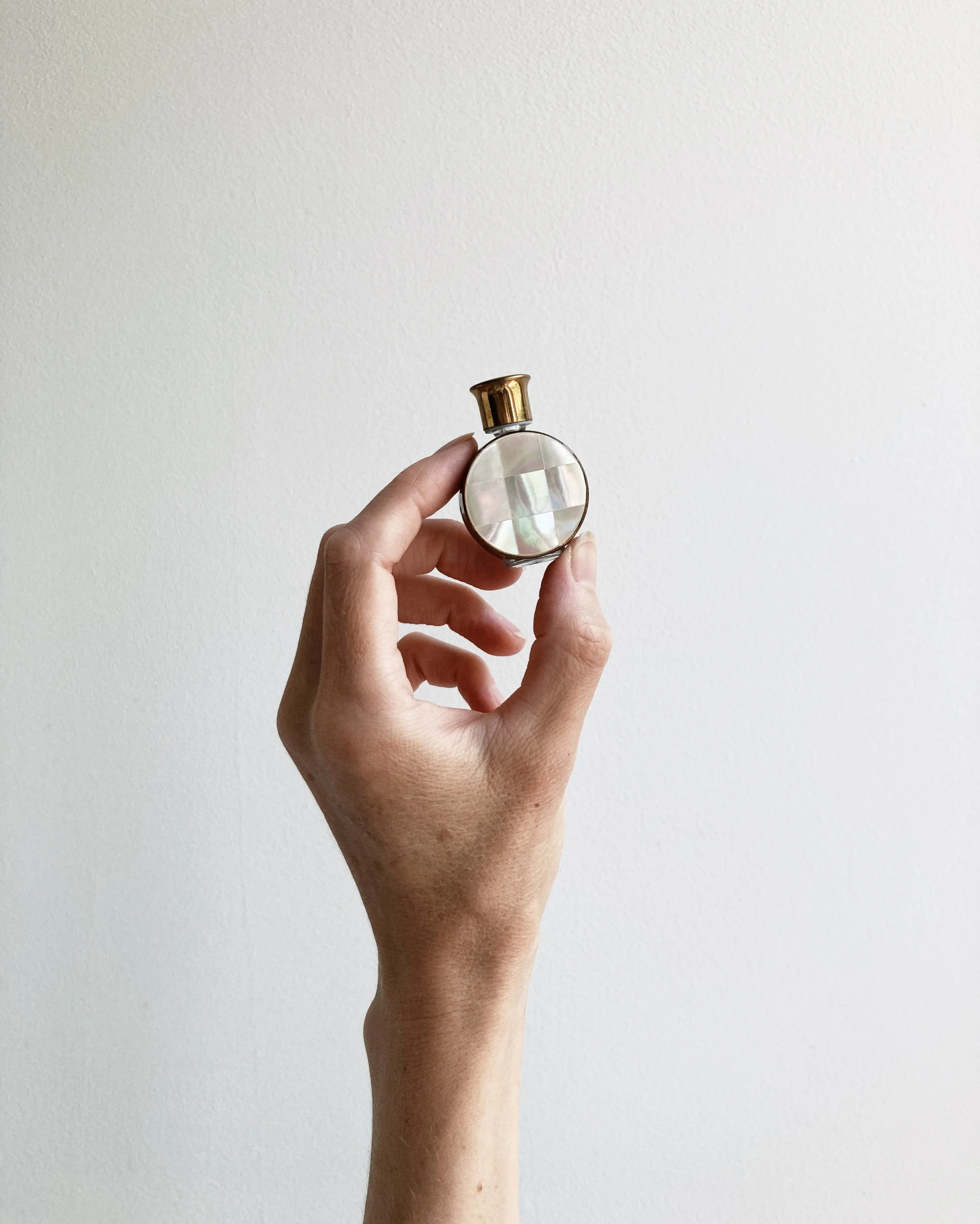 marble & milkweed | vintage pearl perfume vial - dia 1.JPG