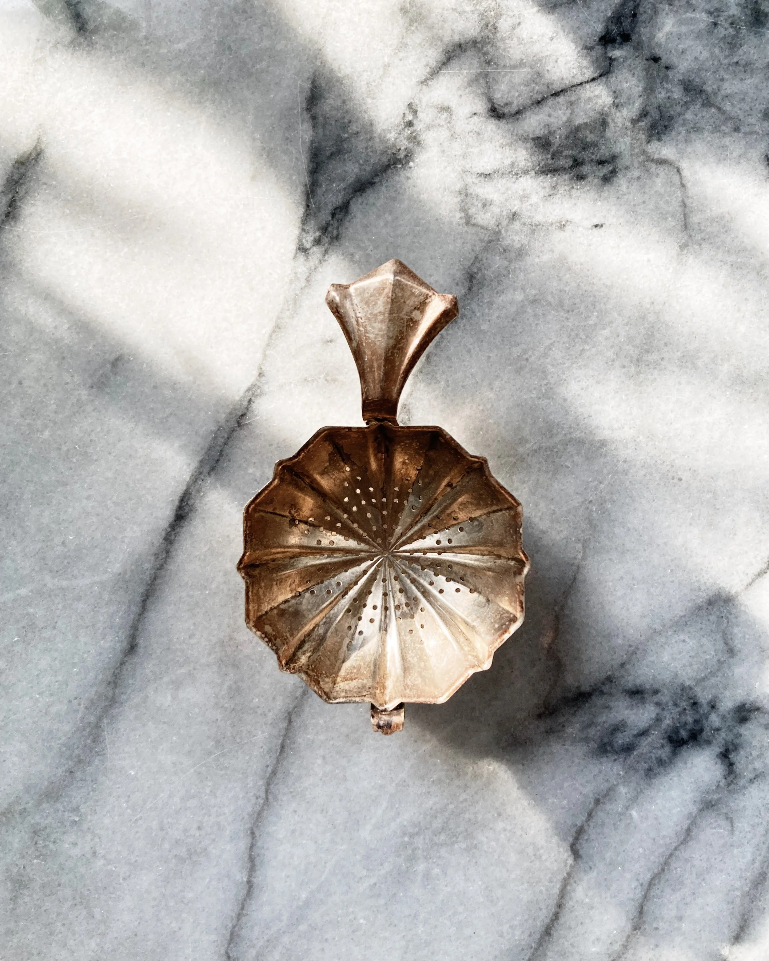 marble & milkweed | vintage strainer & drip tray set c 5.JPG