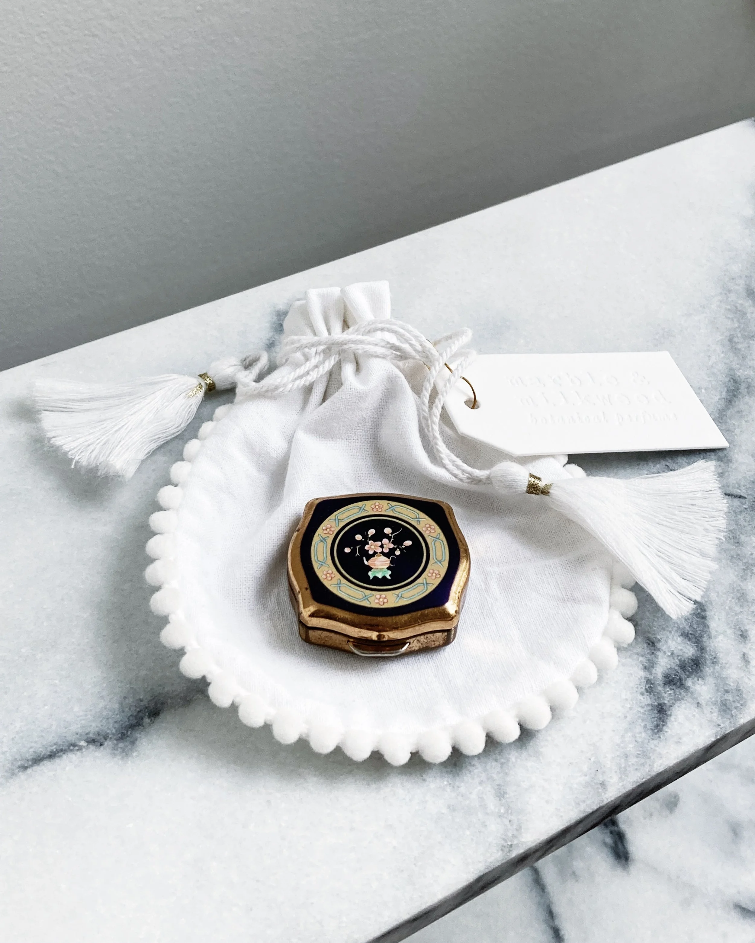 marble & milkweed | vintage solid perfume balm compact - tea & blossoms 2.JPG