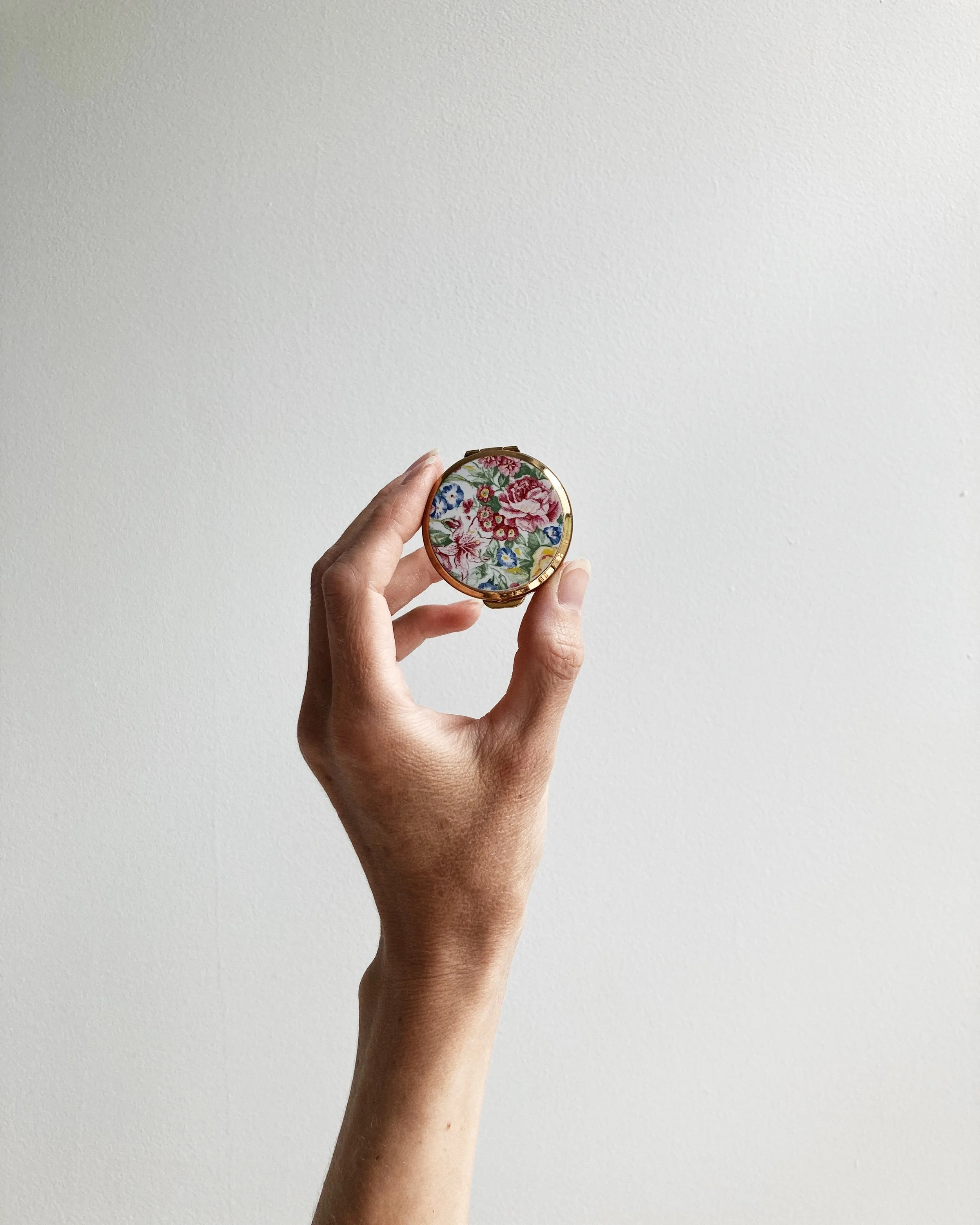 marble & milkweed | vintage solid perfume balm compact - summer bouquet 5.JPG