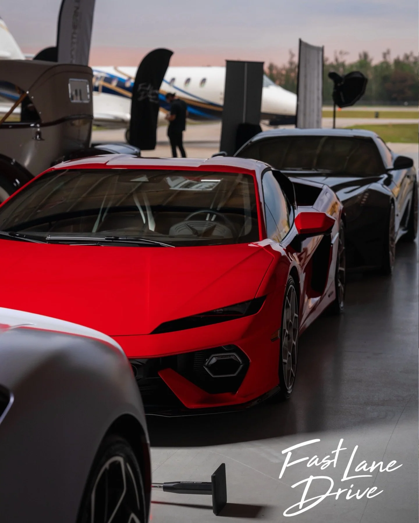 Not your average dinner reservation.. Runways and Redlines 🛩️🏎️

#Supercar #ExoticCar #AutomotivePhotography #NaplesFlorida #SonyAlpha