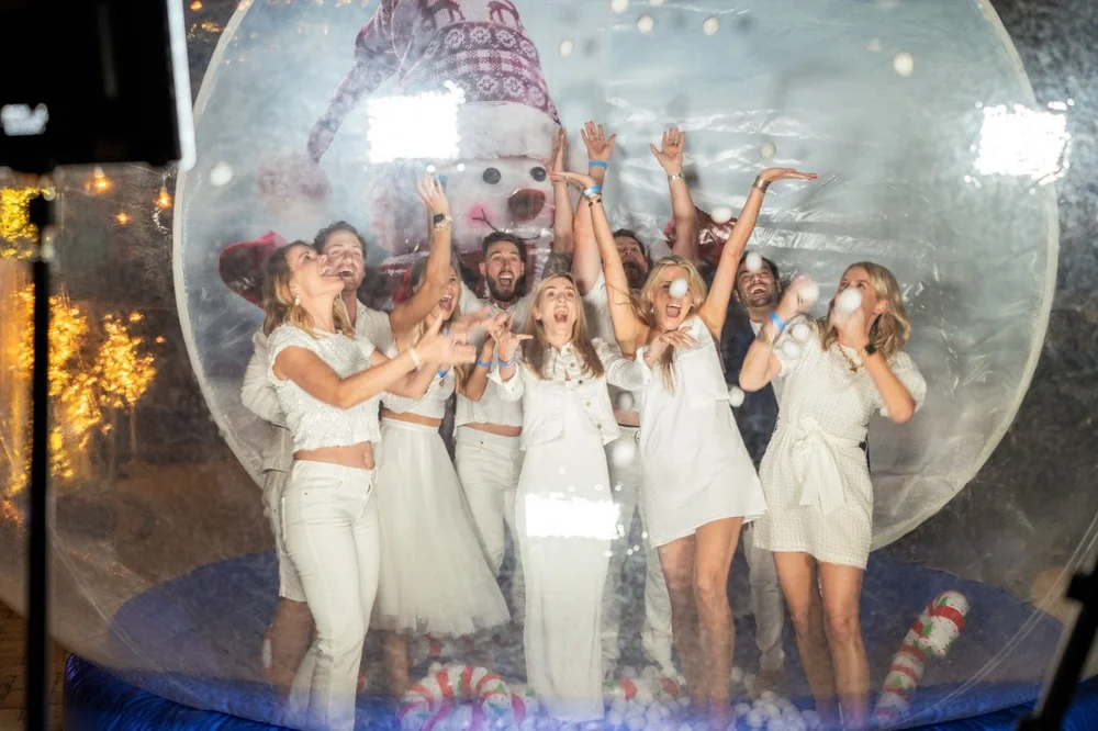 Snow Globe Photobooth
