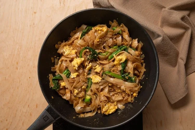  Simply Recipes:  Chicken Pad See Ew 
PHOTO BY: Frank Tiu 