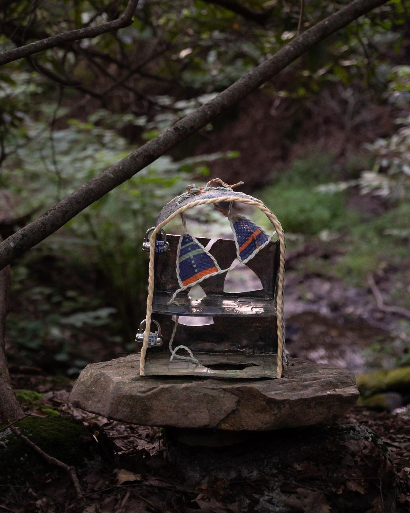 At the meeting point of two small creeks (&ldquo;The Delta&rdquo;), Sacha Ingber&rsquo;s intimate ceramic work sat atop a rock.

Sacha Ingber
B-E-L-O-W-A-B-O-V-E, 2019
glazed earthenware, suede, epoxy clay, stainless steel, padlocks
16 x 12.75 x 7.75