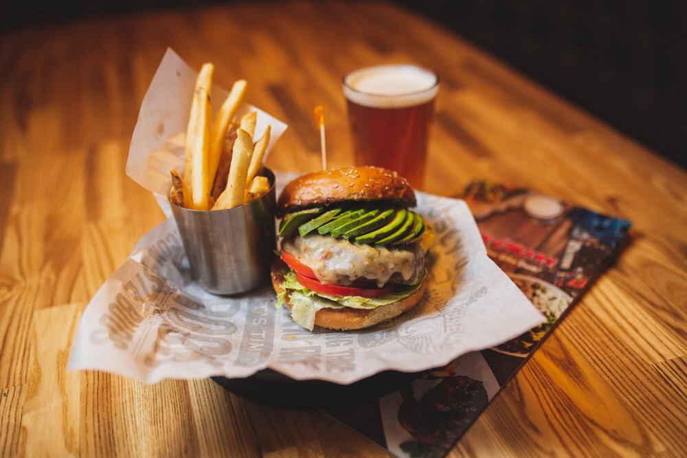 Rock-N-Brews-Hamburger-beer-Food-Los+Angeles-Photography.jpg
