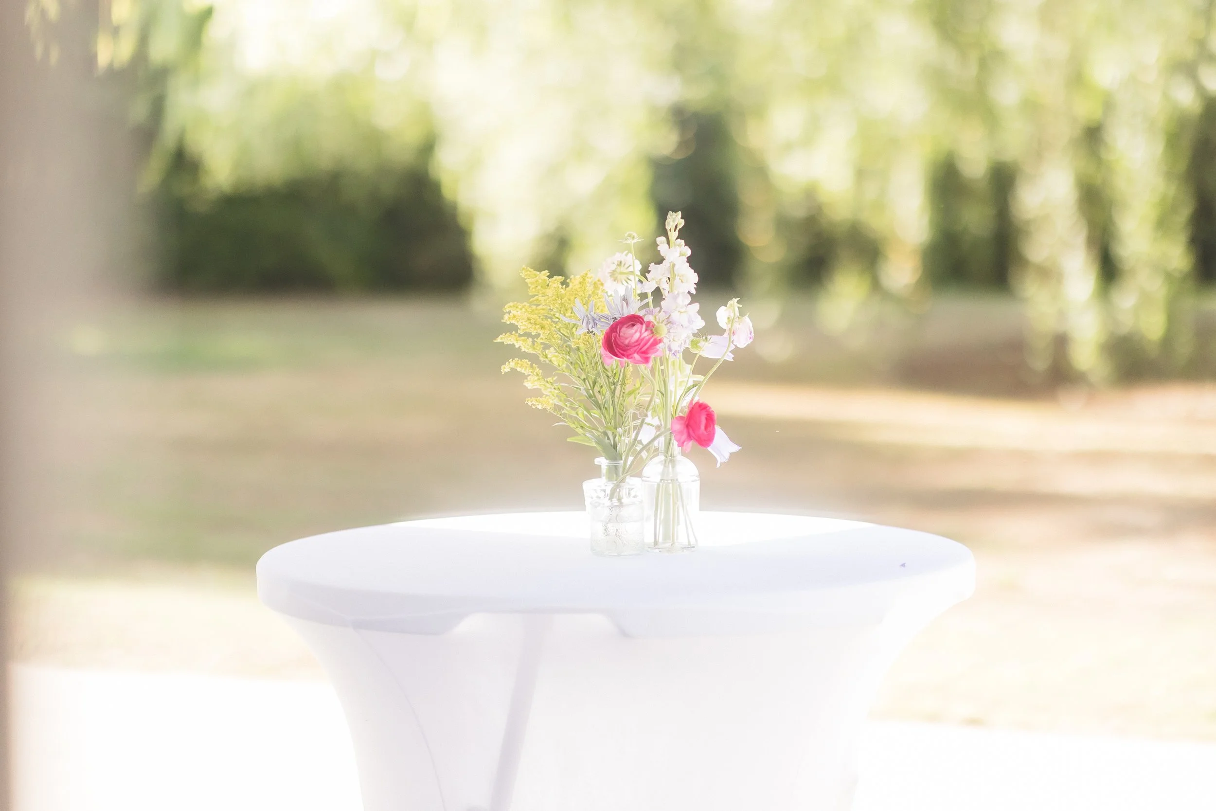 Cocktail table bud vases