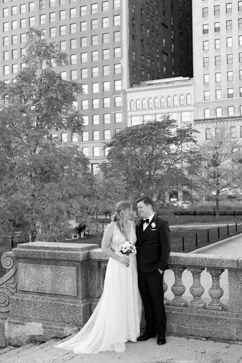 7 Stunning Places To Take Wedding Pictures In Chicago Clover Events 7-stunning-places-to-take-wedding-pictures-in-chicago-clover-events