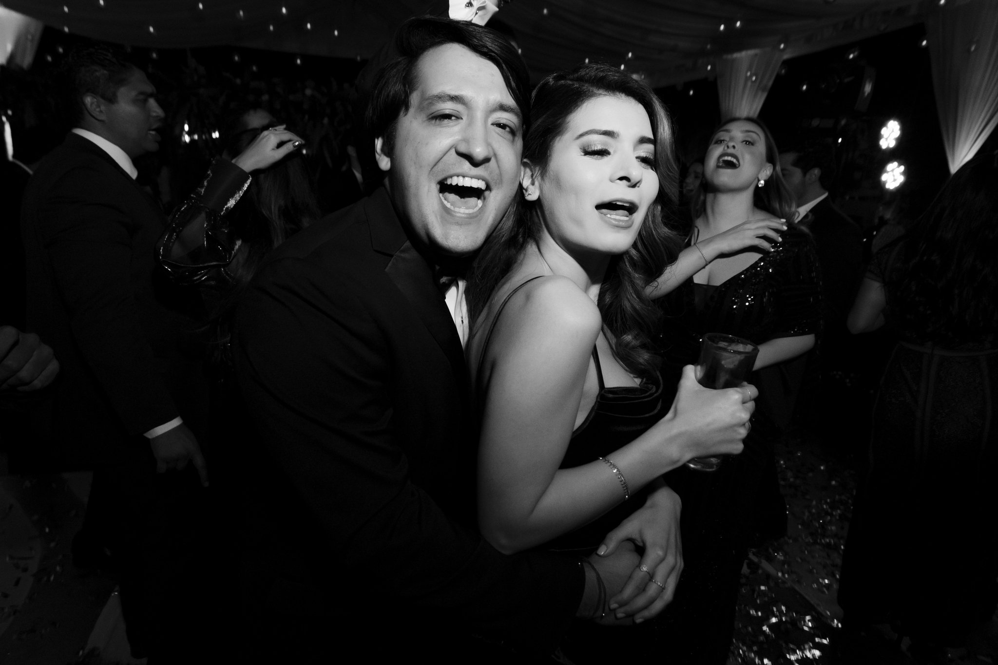 BODA-TORI-NETO-BAJO-LA-MONTANA-TEPOZTLAN-MORELOS-WEDDING-DAY171.jpg