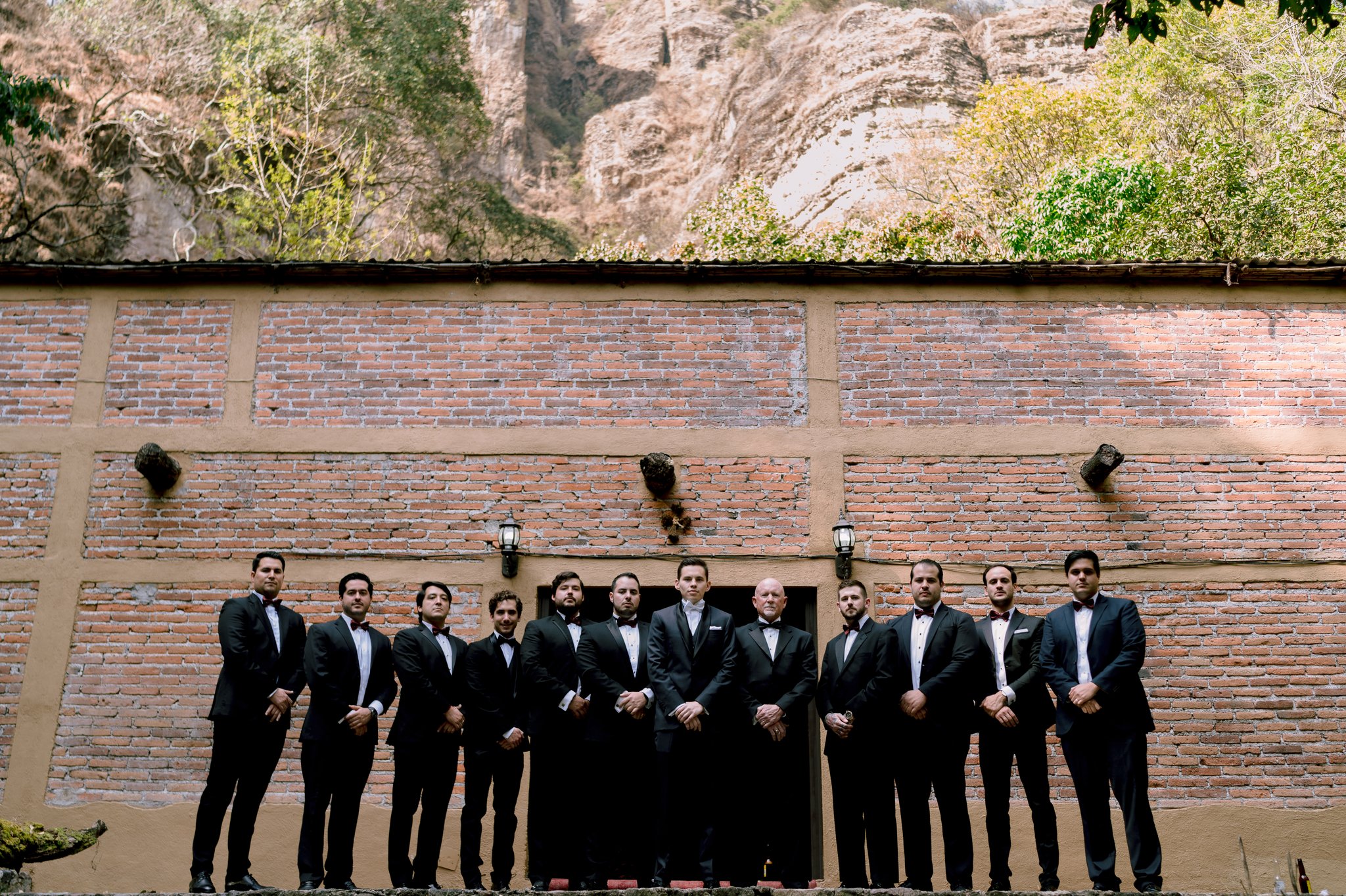 BODA-TORI-NETO-BAJO-LA-MONTANA-TEPOZTLAN-MORELOS-WEDDING-DAY47.jpg