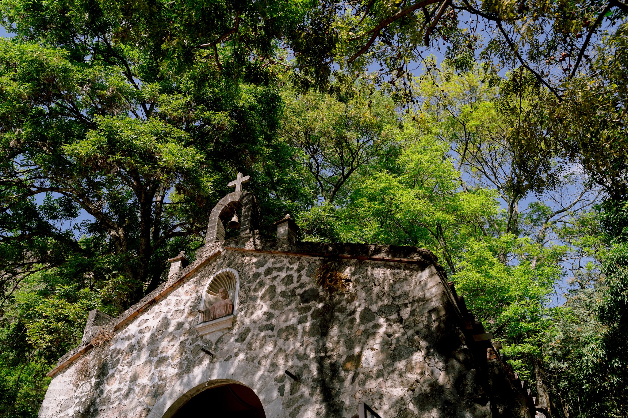 BODA-TORI-NETO-BAJO-LA-MONTANA-TEPOZTLAN-MORELOS-WEDDING-DAY15.jpg