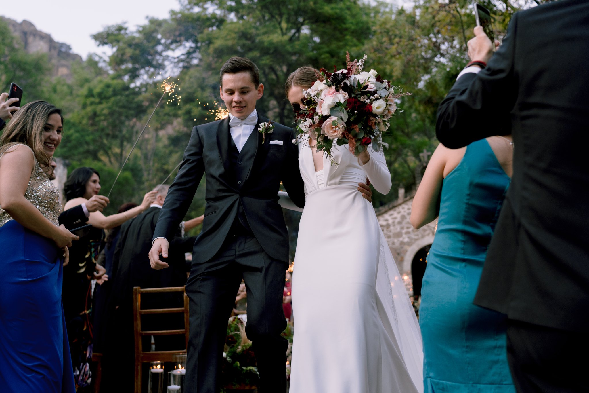 BODA-TORI-NETO-BAJO-LA-MONTANA-TEPOZTLAN-MORELOS-WEDDING-DAY110.jpg