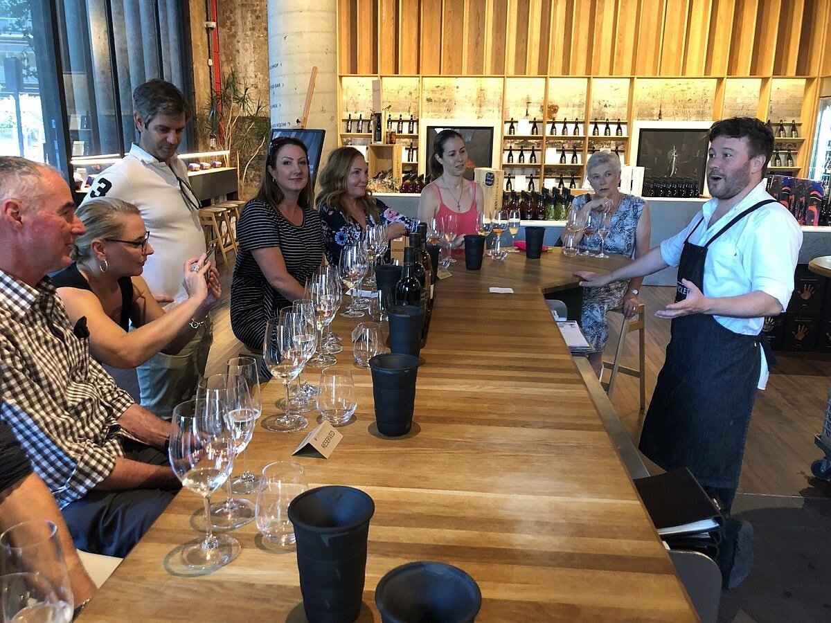 Sydney Spotlight: 🌟
&ldquo;Local cuisine, local knowledge, great food, delicious wine, beautiful scenery and an Australian sense of Humour. This tour is just simply a fantastic Sydney experience&rdquo;
#UltimatleySydney #SydneyAdventures #Review #Sy