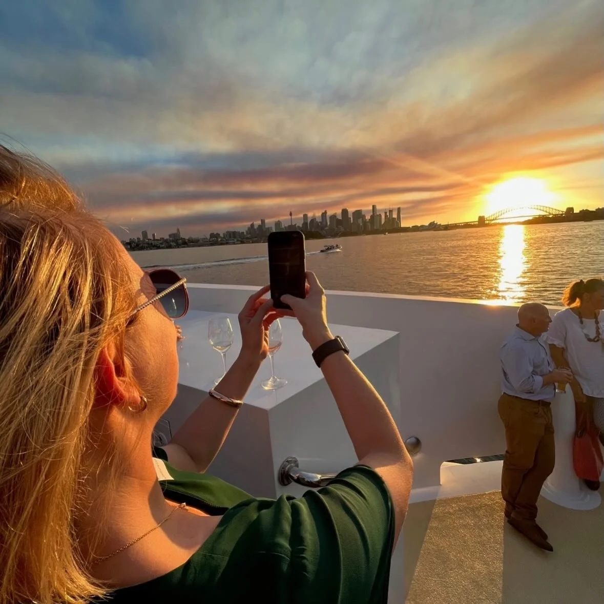 10 fascinating reasons why Sydney sunrise and sunset should be on every visitors itinerary. 

Read full blog on website 😀🙌

FIVE AMAZING FACTS about SUNRISE in Sydney. 

1. Sydney is one of the first major cities to welcome the day. 
For many visit